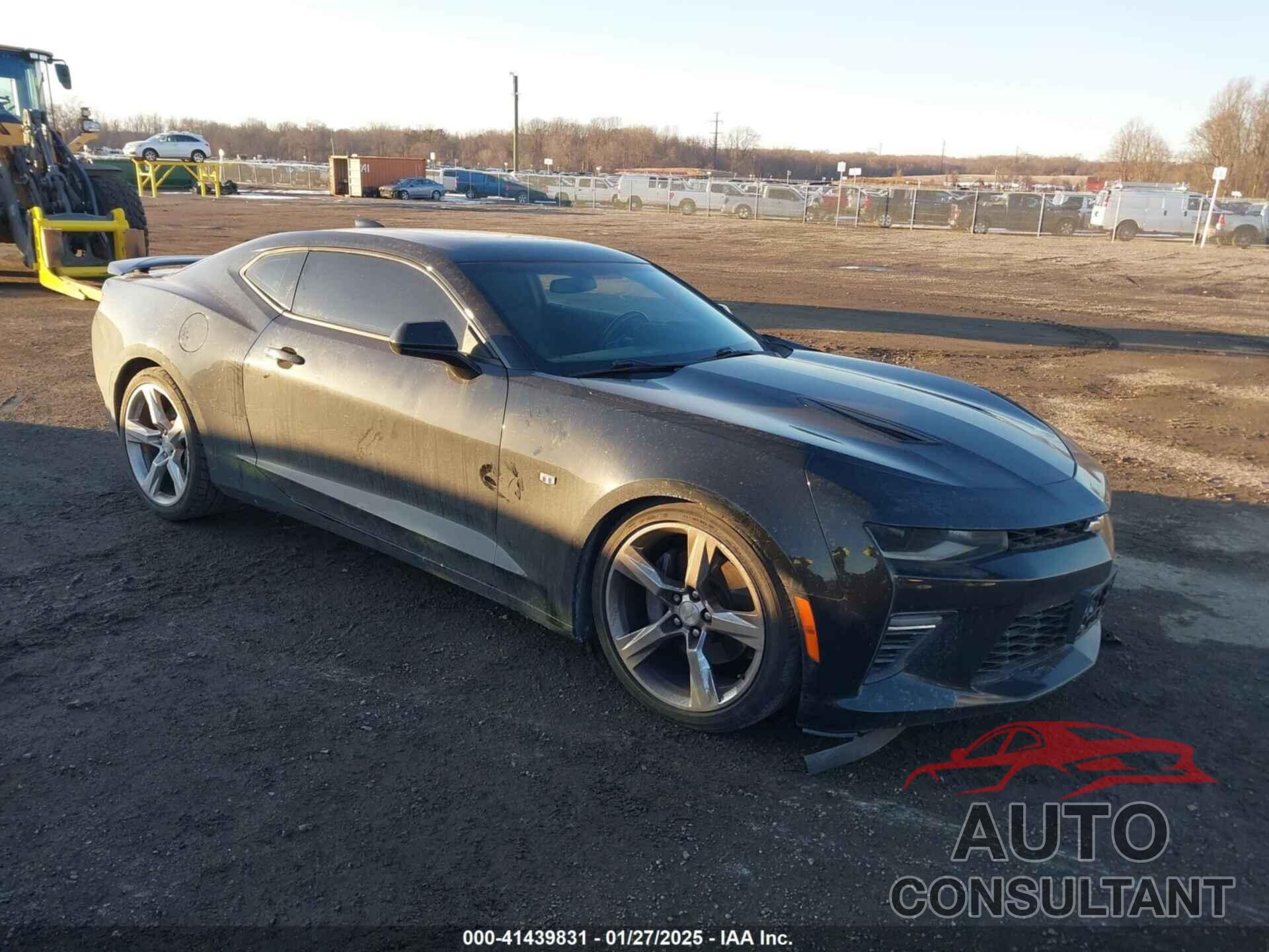 CHEVROLET CAMARO 2018 - 1G1FF1R72J0115837