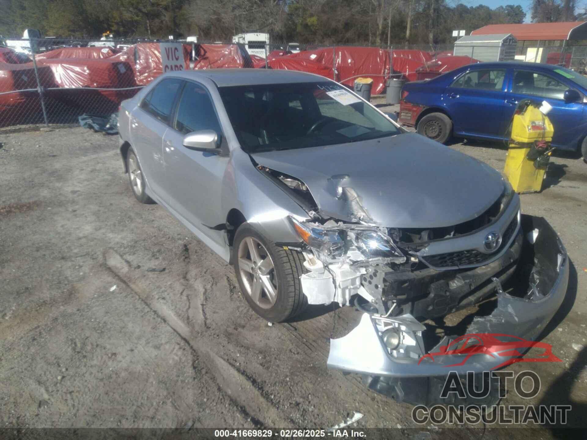 TOYOTA CAMRY 2014 - 4T1BF1FK3EU404279