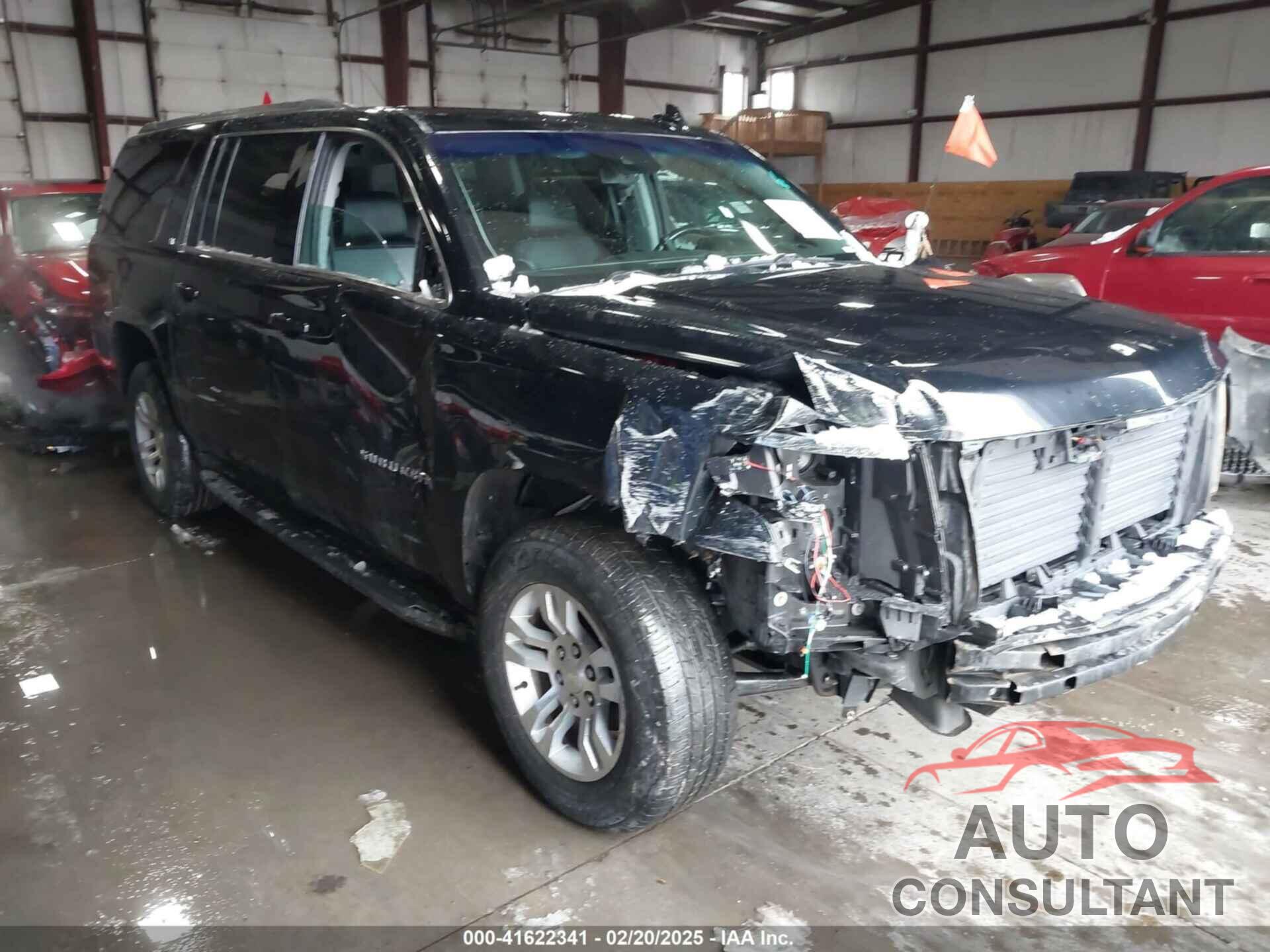 CHEVROLET SUBURBAN 2020 - 1GNSKHKC2LR111388