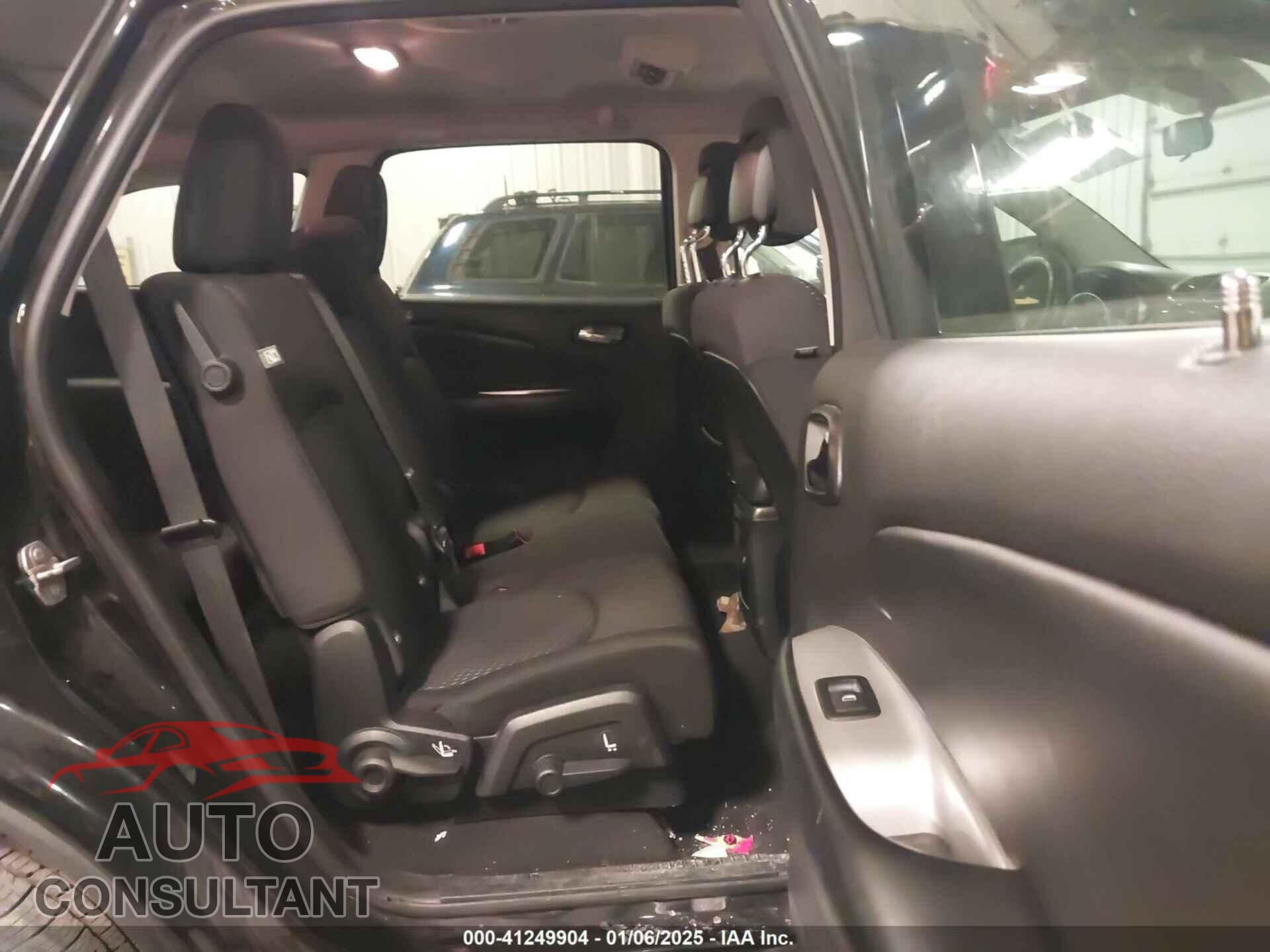 DODGE JOURNEY 2015 - 3C4PDCBG5FT610504