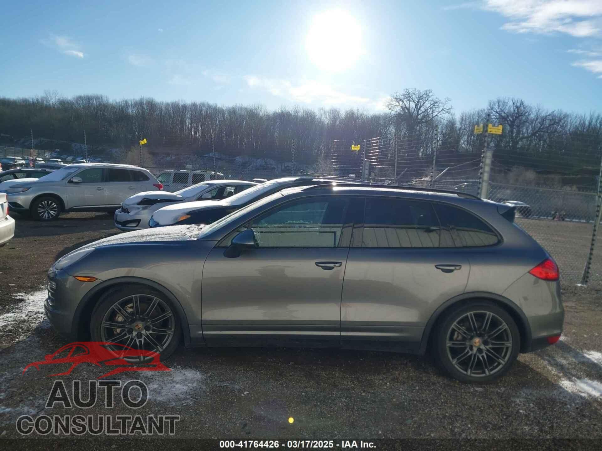 PORSCHE CAYENNE 2013 - WP1AB2A28DLA86543