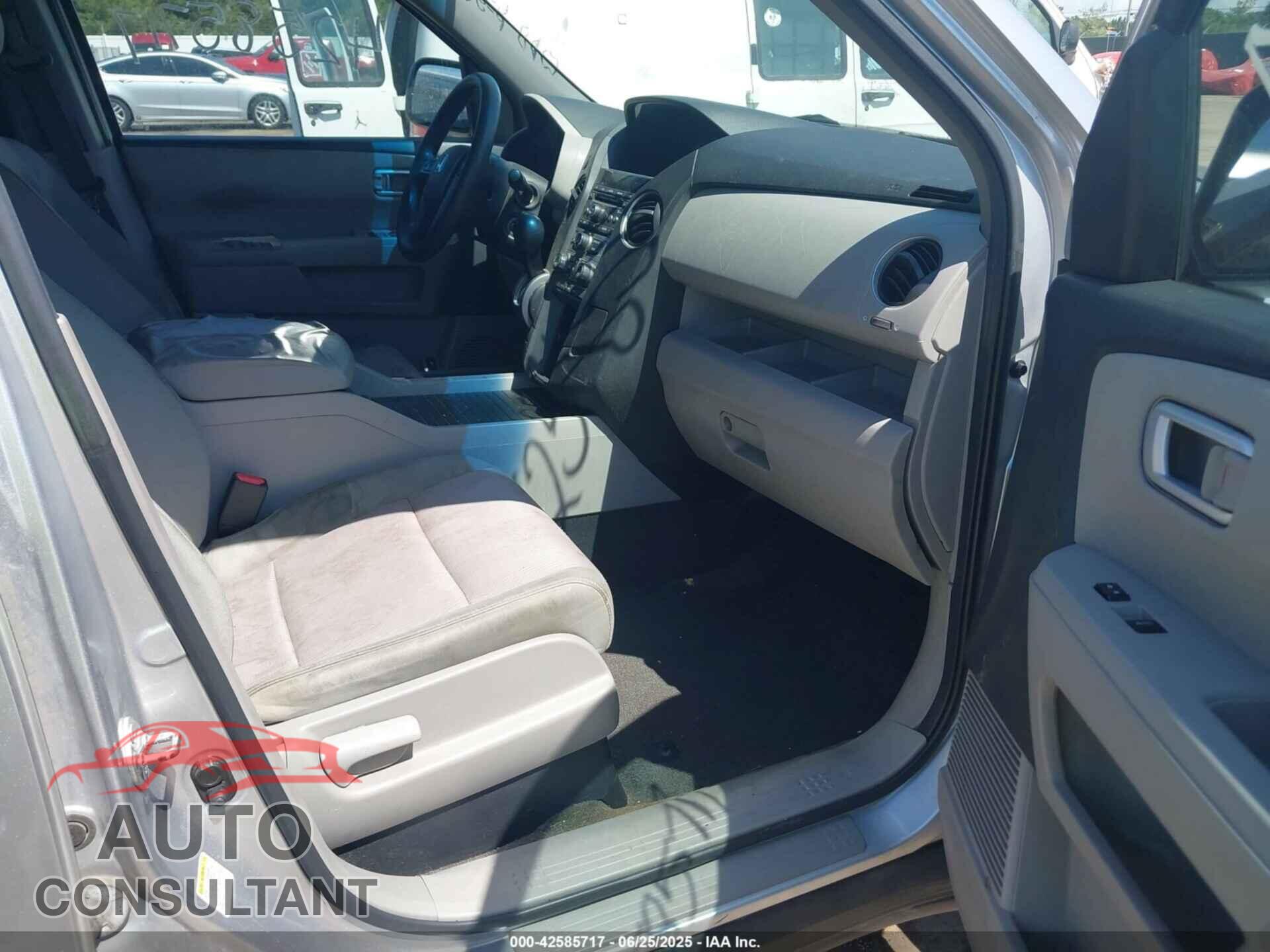 HONDA PILOT 2013 - 5FNYF3H45DB033464