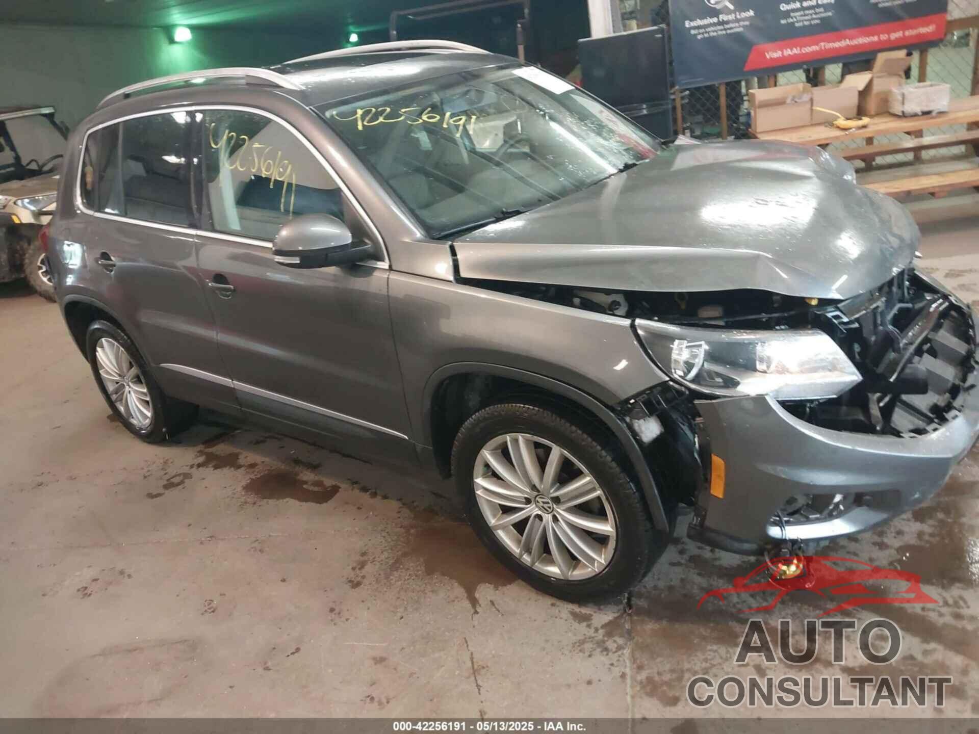 VOLKSWAGEN TIGUAN 2014 - WVGBV3AX6EW545157