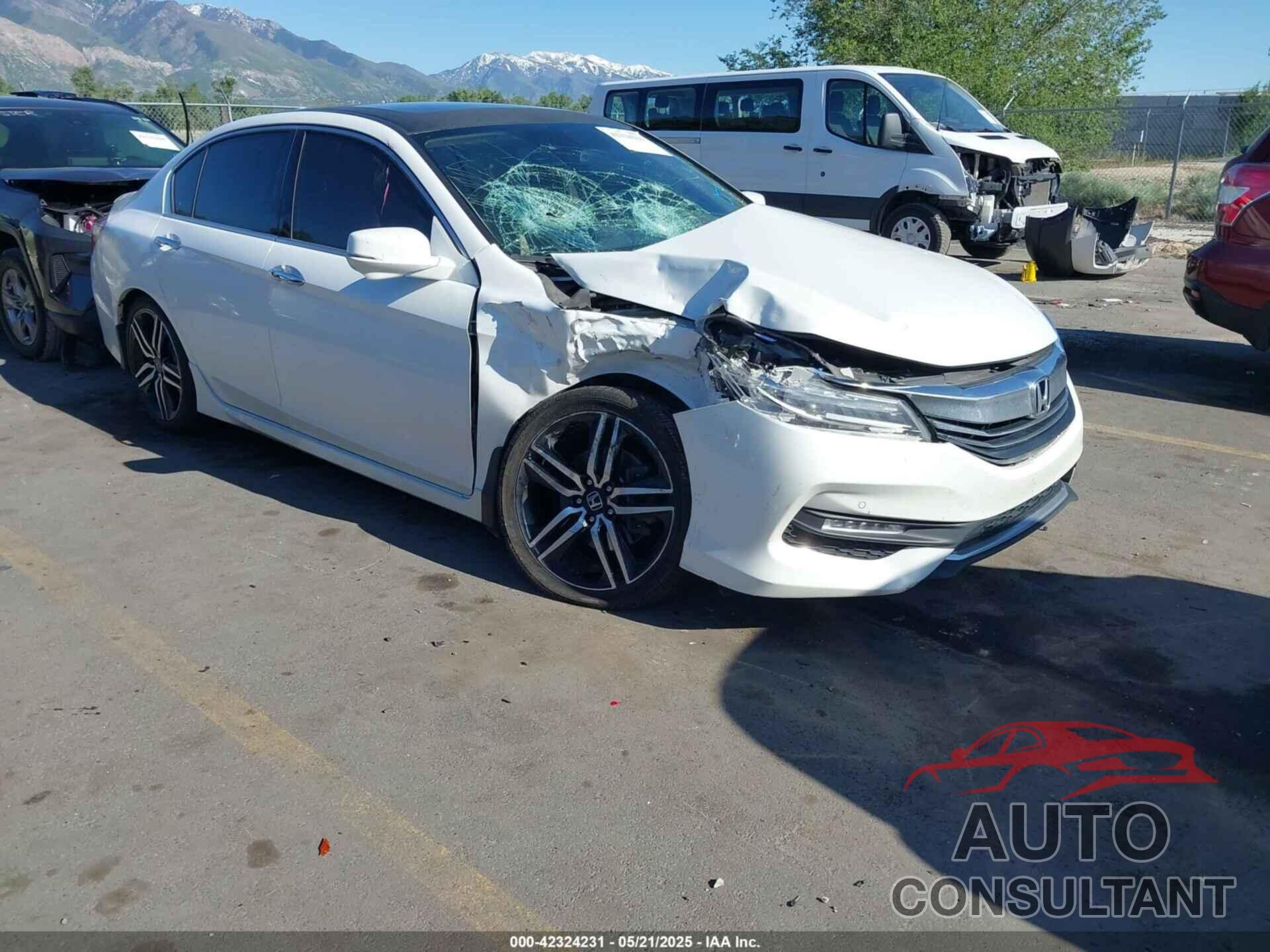 HONDA ACCORD 2016 - 1HGCR3F95GA013584