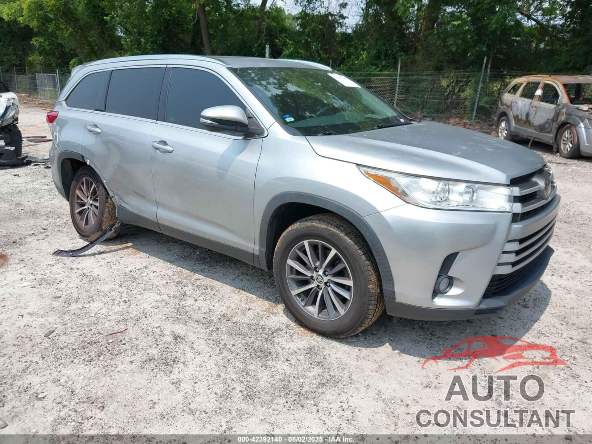TOYOTA HIGHLANDER 2019 - 5TDKZRFH3KS342381