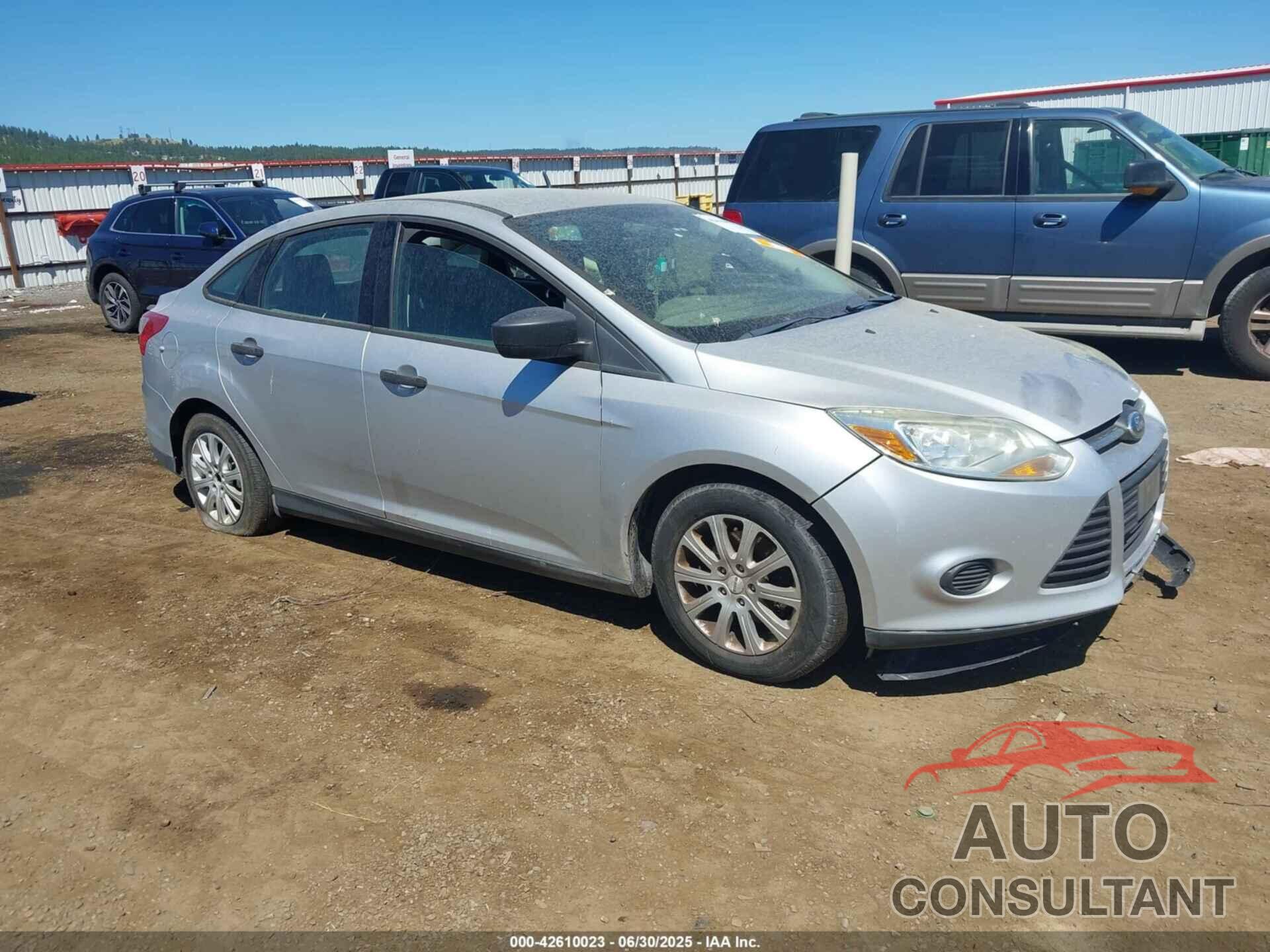 FORD FOCUS 2013 - 1FADP3E28DL117358