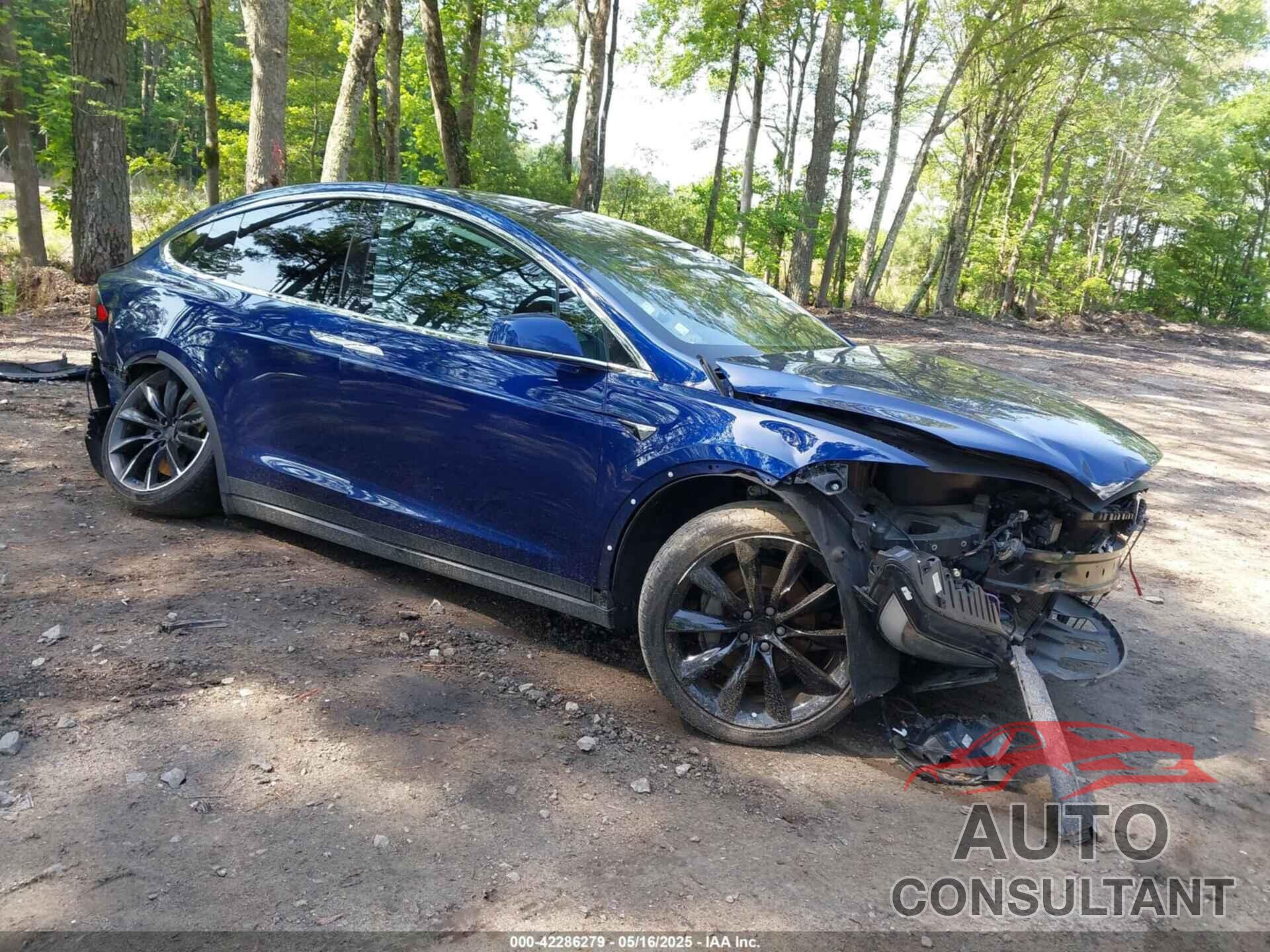 TESLA MODEL X 2018 - 5YJXCDE24JF121558