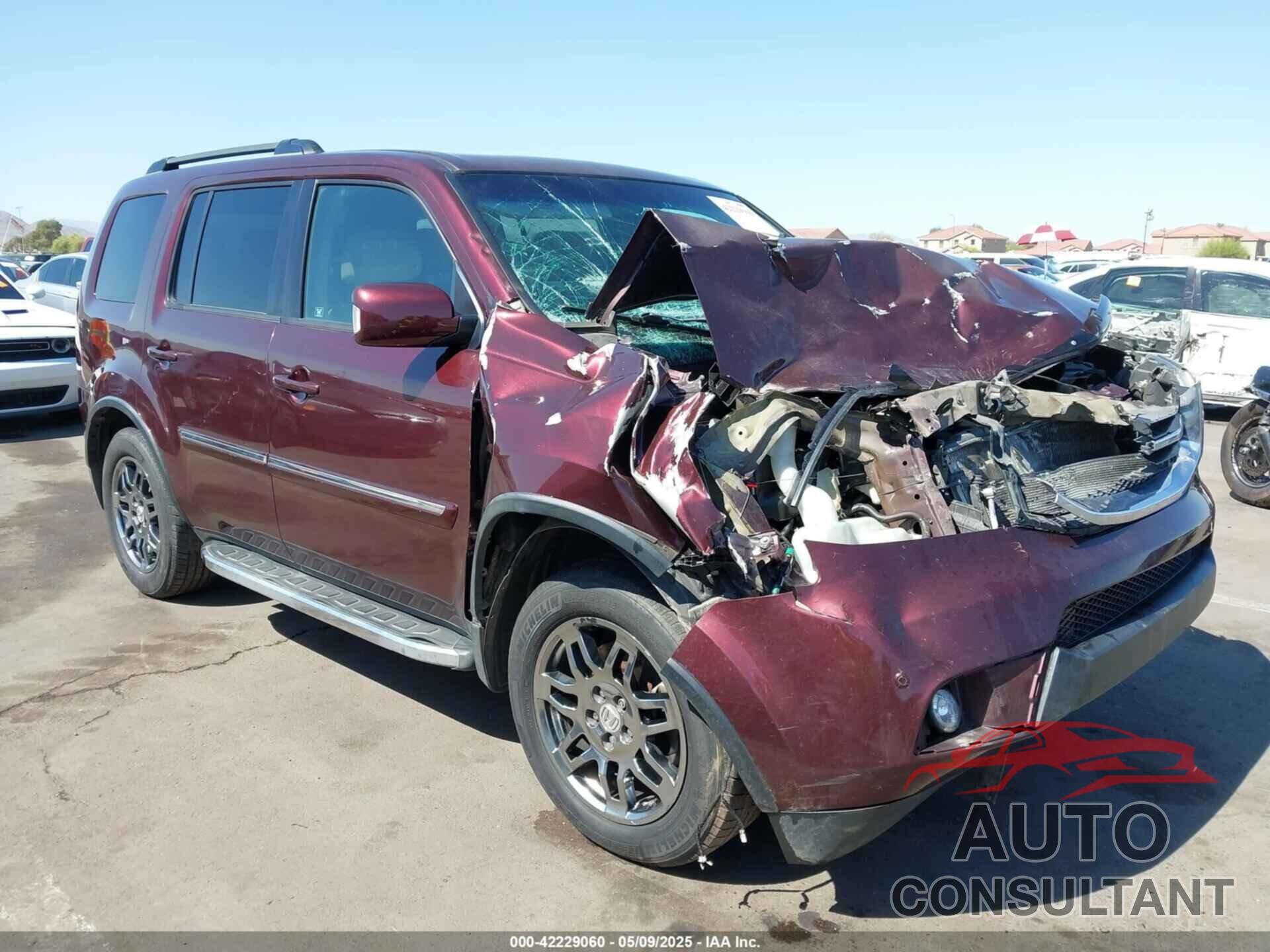 HONDA PILOT 2012 - 5FNYF4H90CB013705