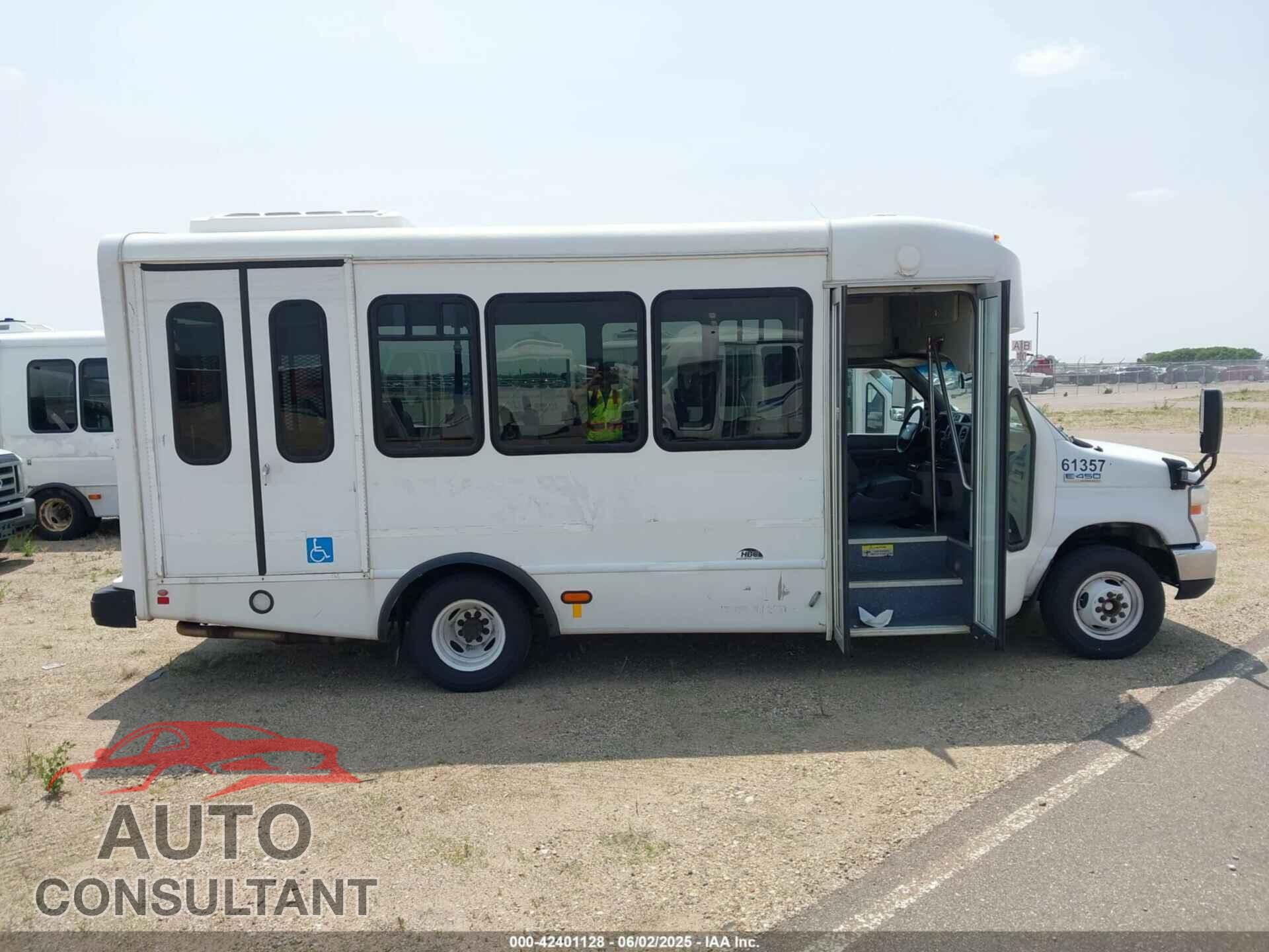 FORD E-450 CUTAWAY 2019 - 1FDFE4FS1KDC32027
