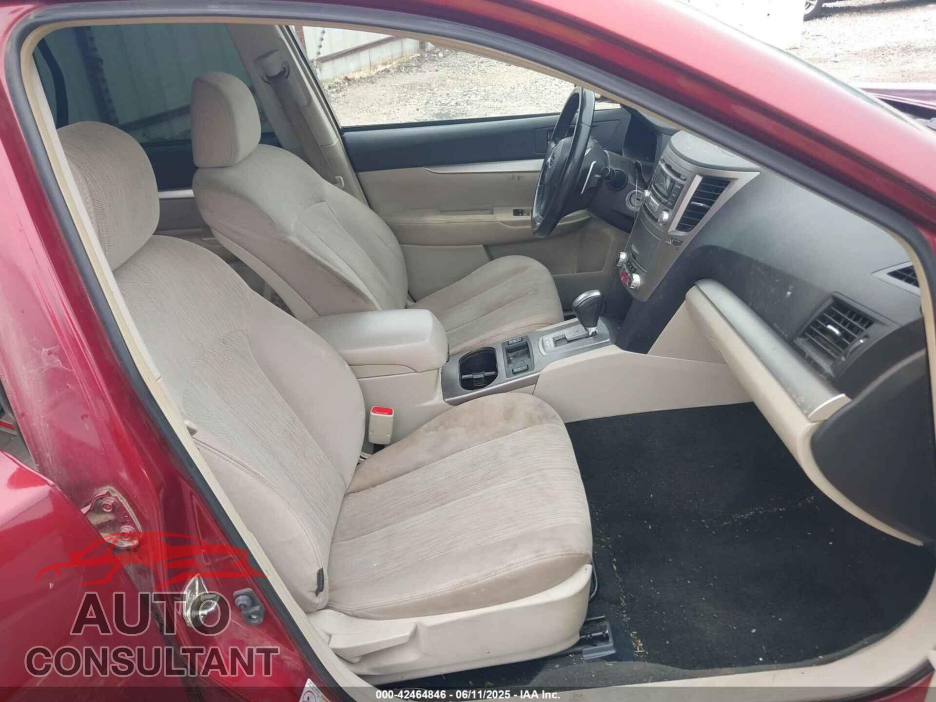 SUBARU OUTBACK 2013 - 4S4BRBCC1D3232011