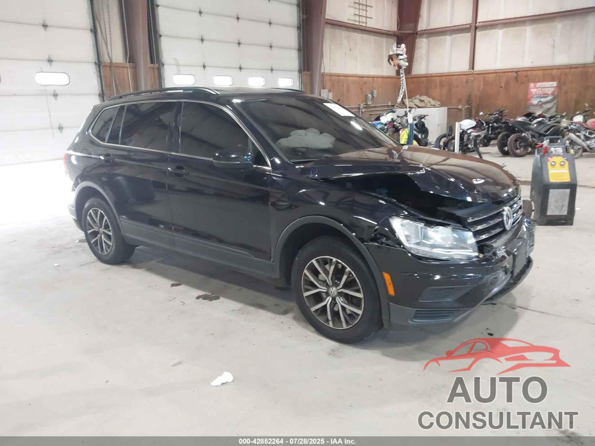 VOLKSWAGEN TIGUAN 2019 - 3VV2B7AX6KM077481