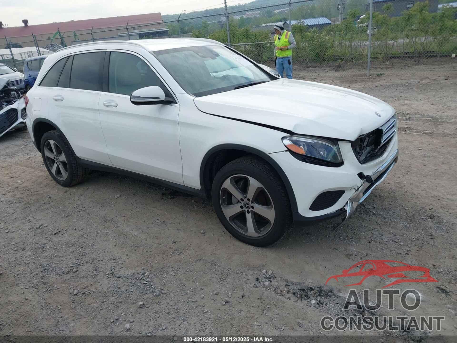 MERCEDES-BENZ GLC 300 2018 - WDC0G4KB4JV059732