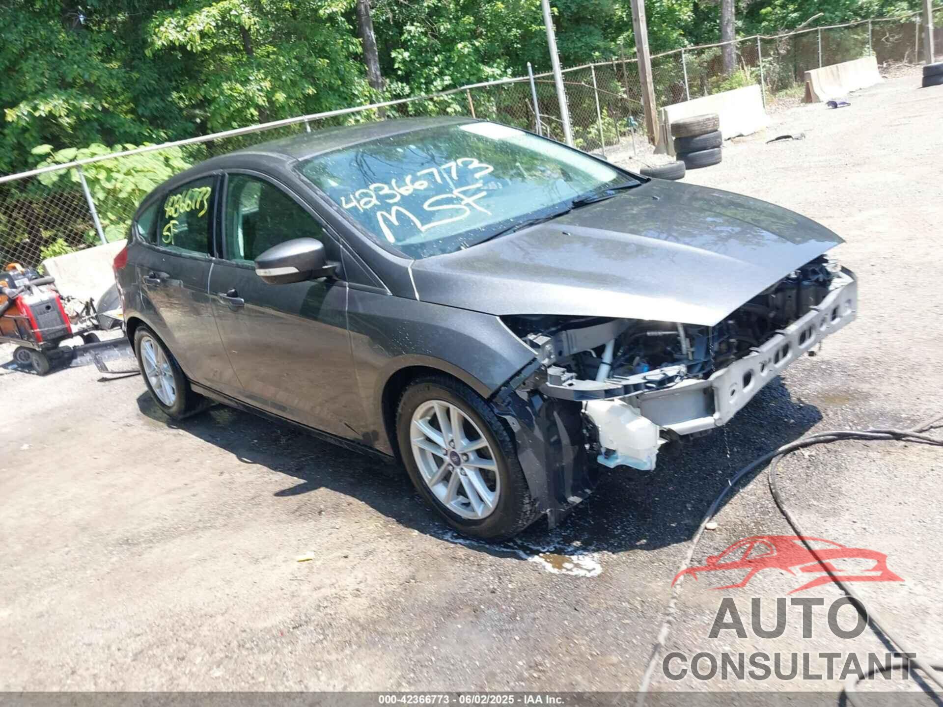 FORD FOCUS 2017 - 1FADP3K27HL327542