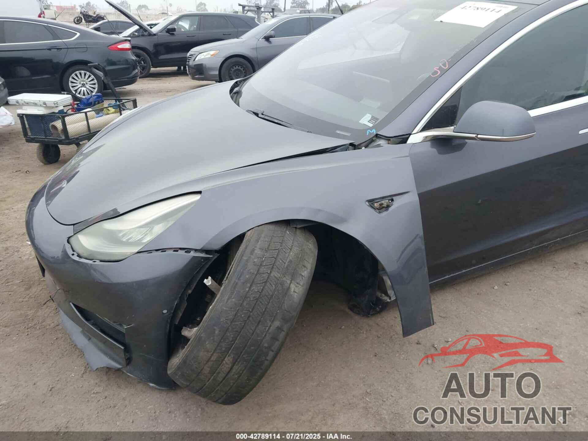 TESLA MODEL 3 2020 - 5YJ3E1EA0LF803452