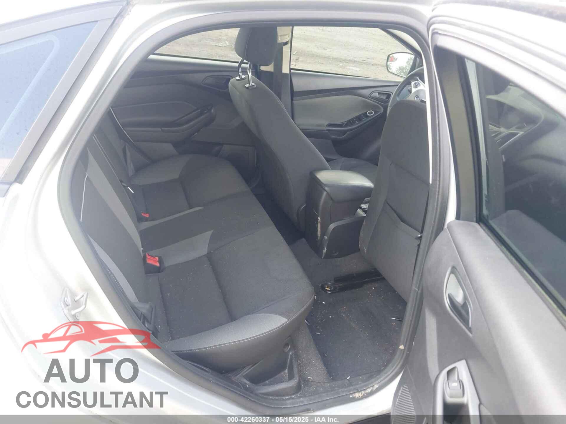 FORD FOCUS 2012 - 1FAHP3F2XCL106568
