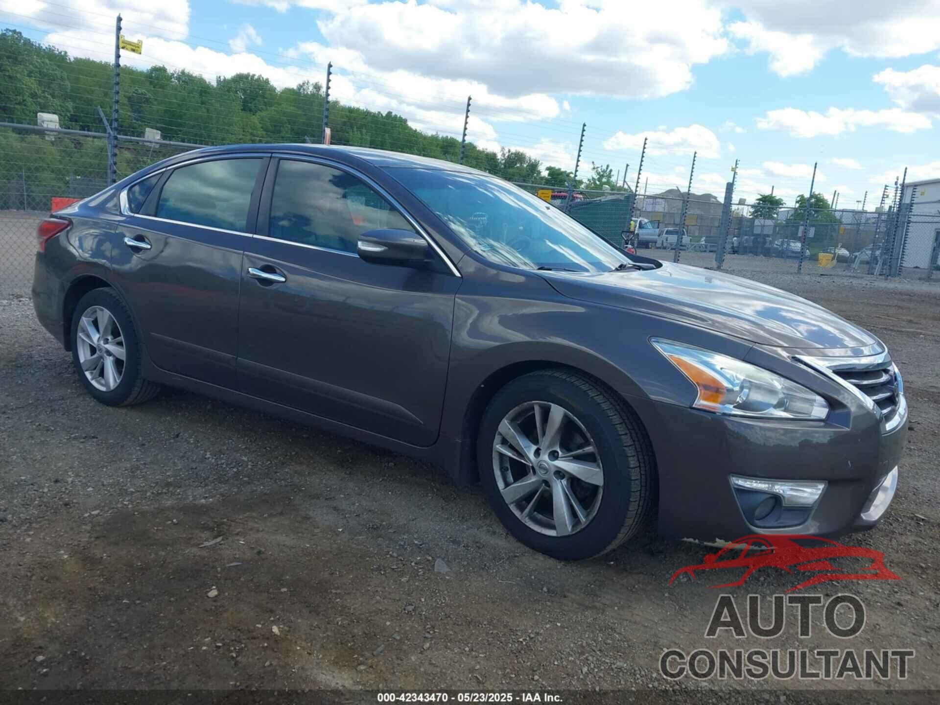 NISSAN ALTIMA 2013 - 1N4AL3AP1DC911585