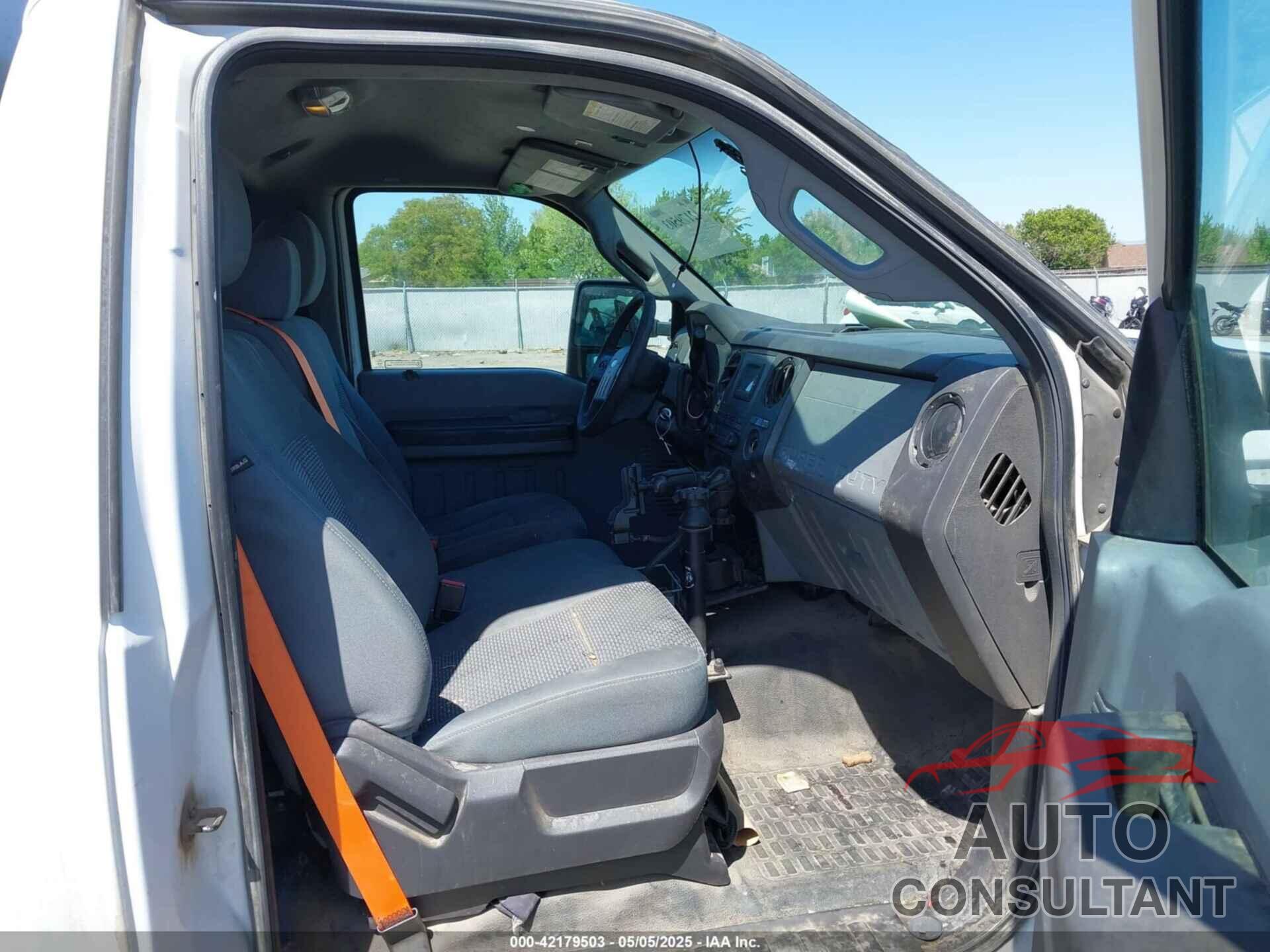 FORD F-250 2015 - 1FDBF2B62FED21615