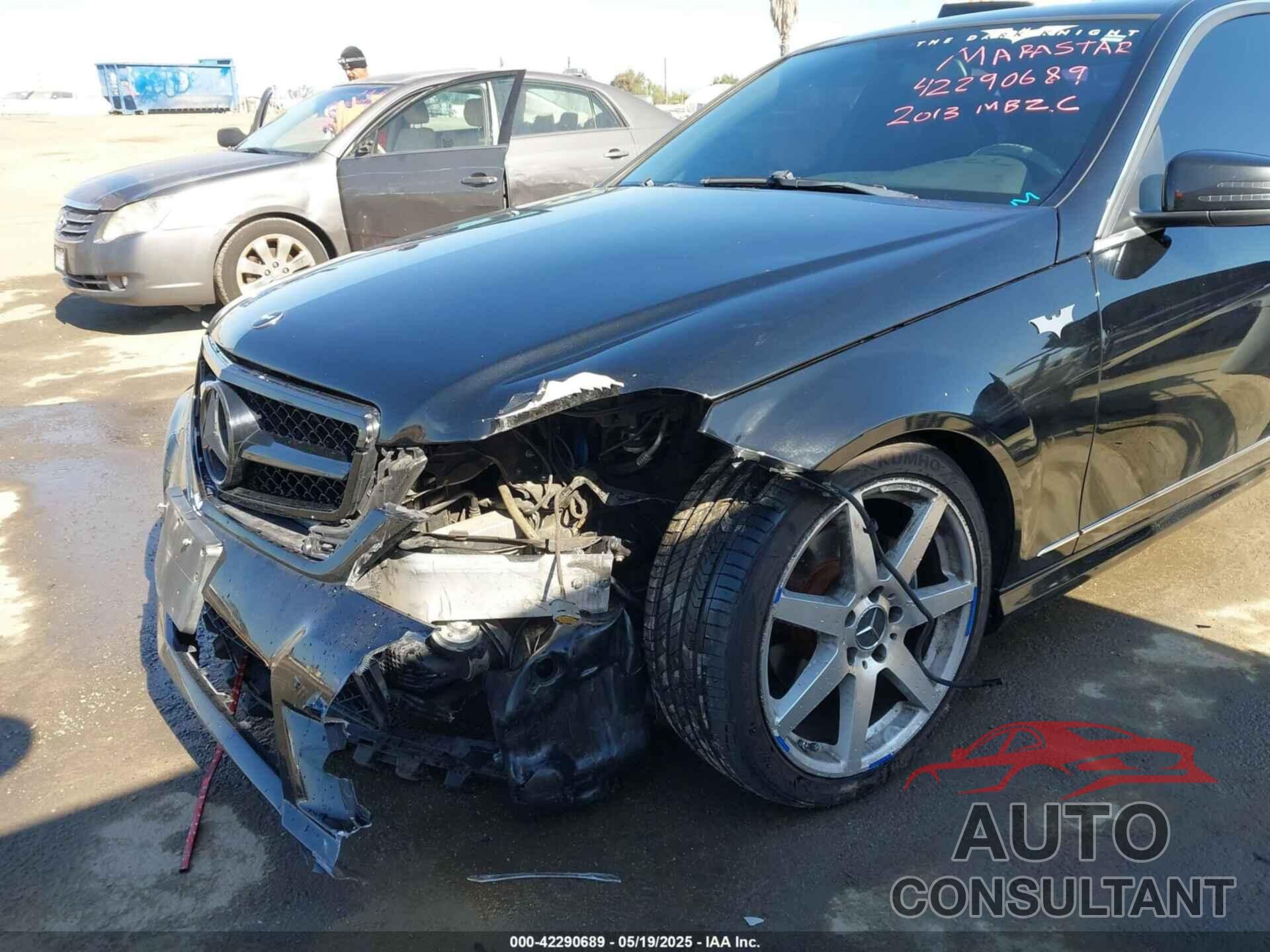 MERCEDES-BENZ C 250 2013 - WDDGF4HB1DR259968