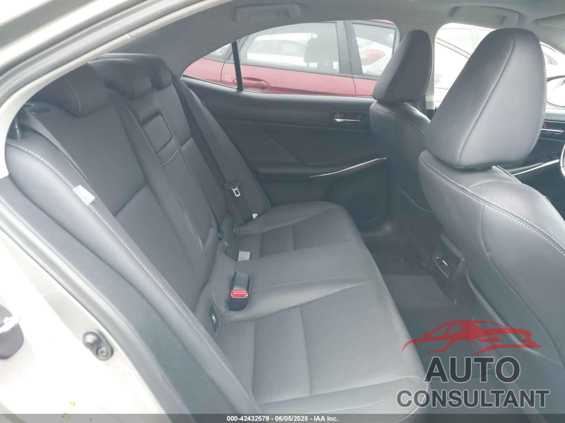 LEXUS IS 200T 2016 - JTHBA1D2XG5007623