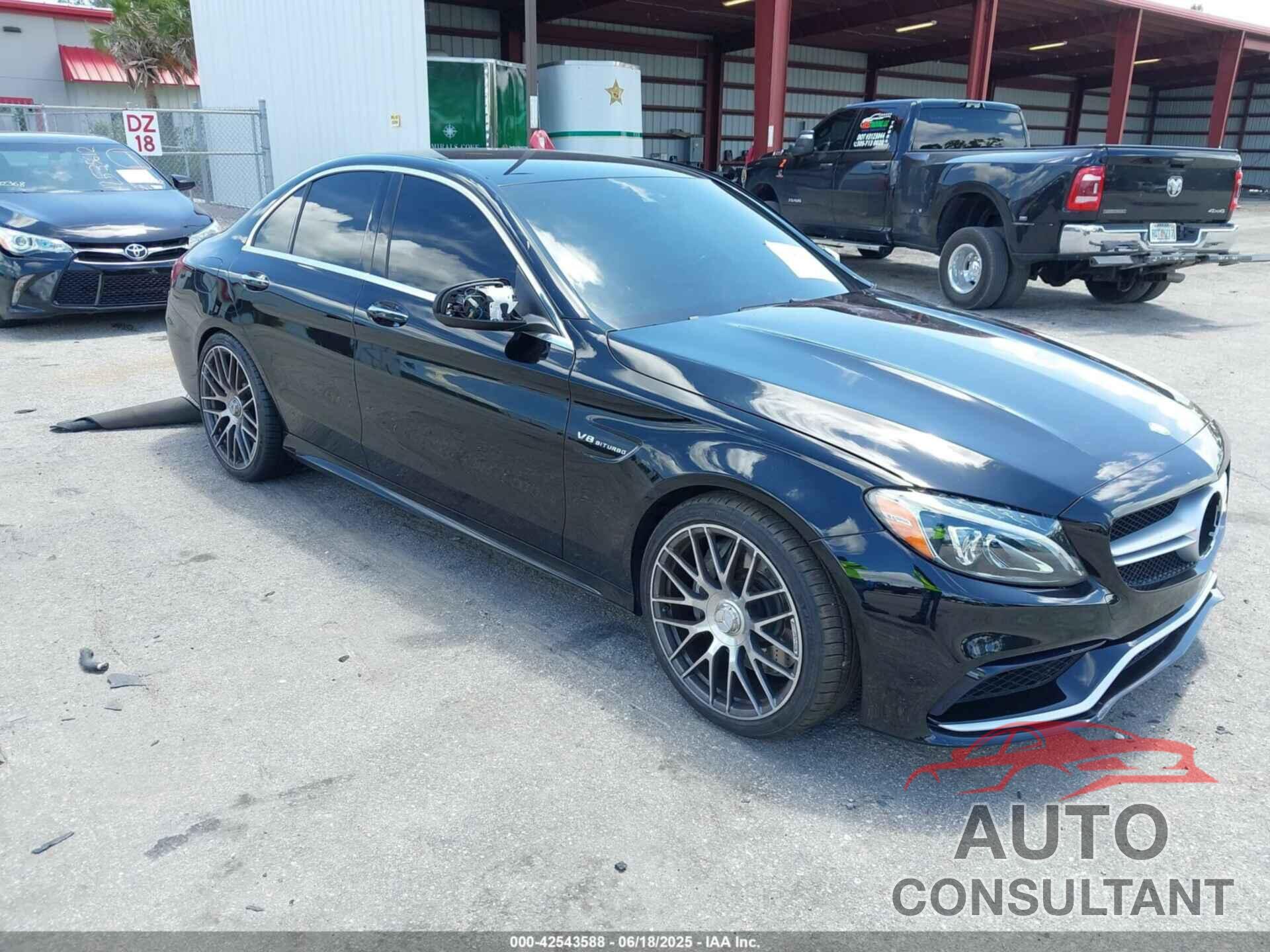 MERCEDES-BENZ AMG C 63 2017 - 55SWF8GB8HU207679