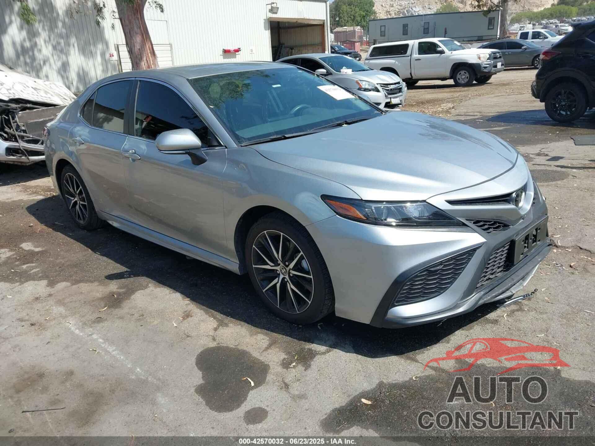 TOYOTA CAMRY 2024 - 4T1T11AK6RU900161