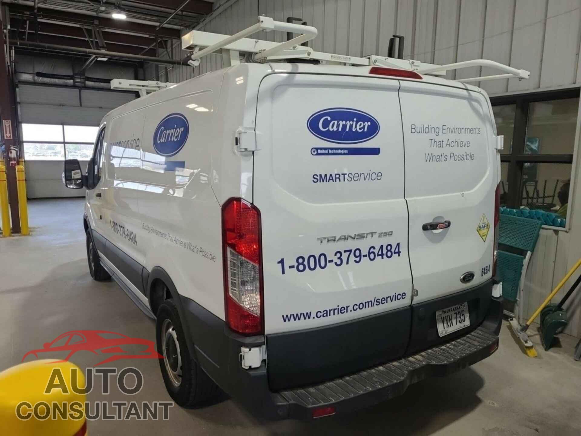 FORD TRANSIT 2018 - 1FTYR1YM7JKB43913