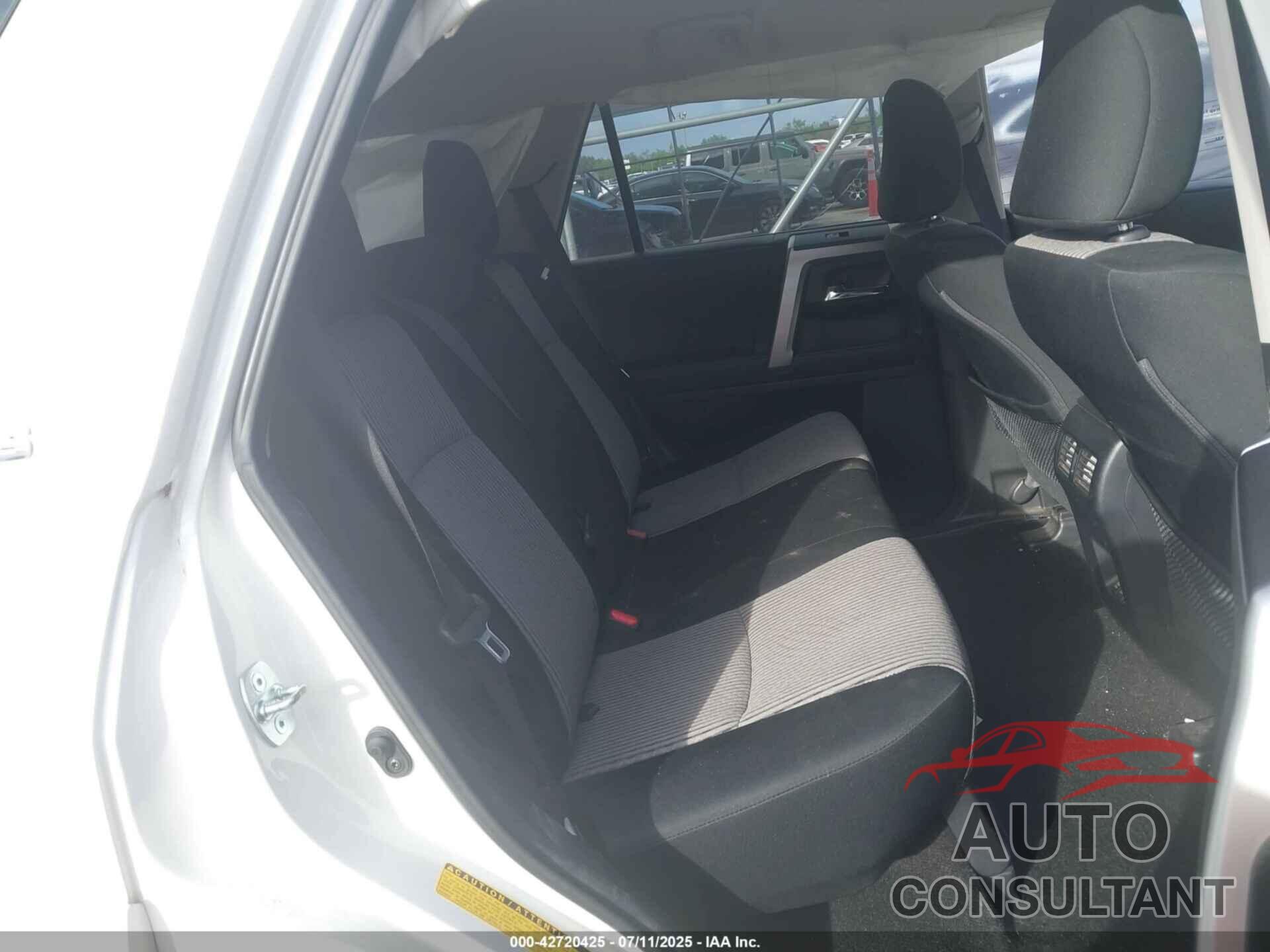 TOYOTA 4RUNNER 2022 - JTEEU5JR6N5260929