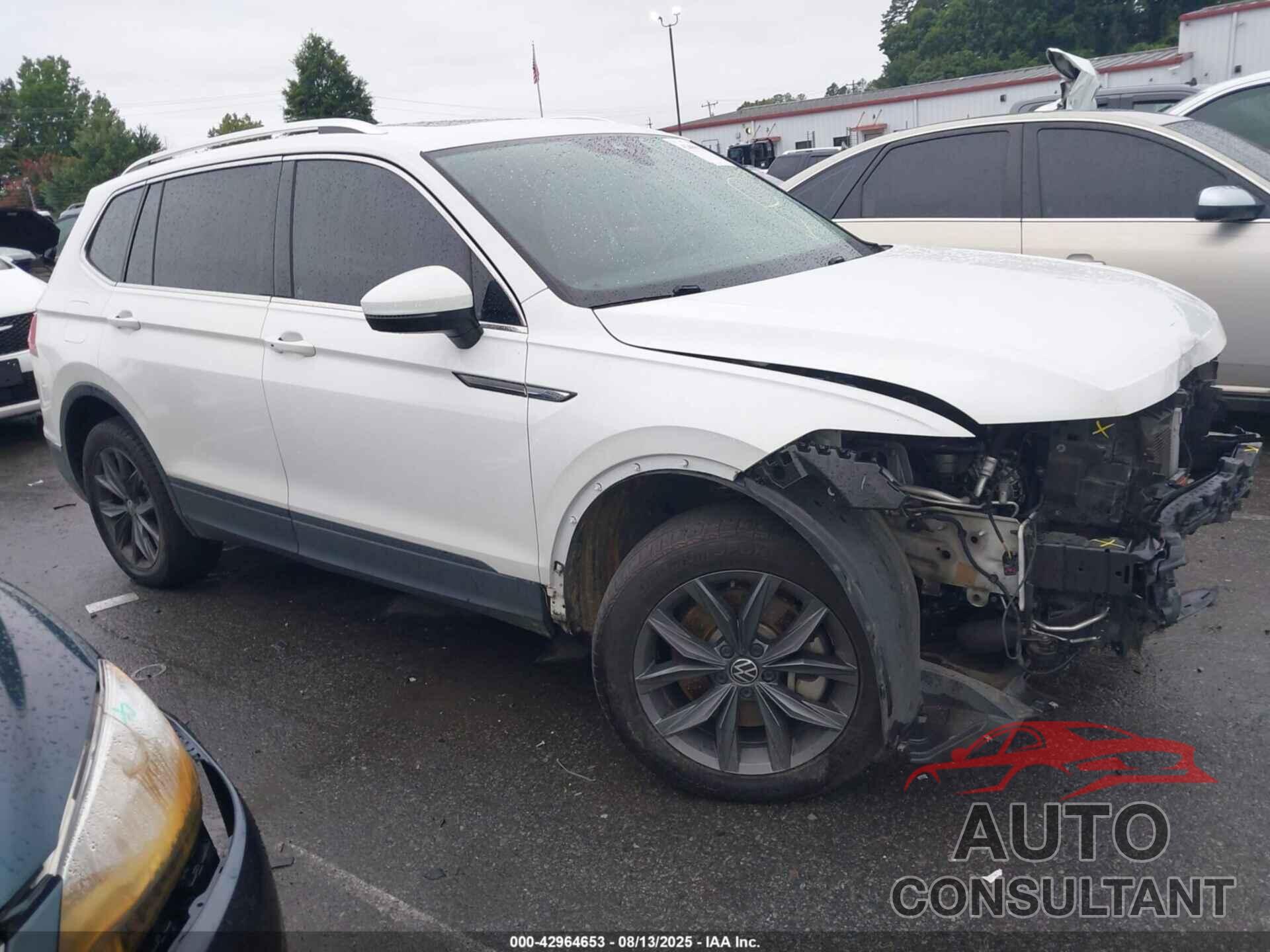 VOLKSWAGEN TIGUAN 2022 - 3VV3B7AXXNM177415