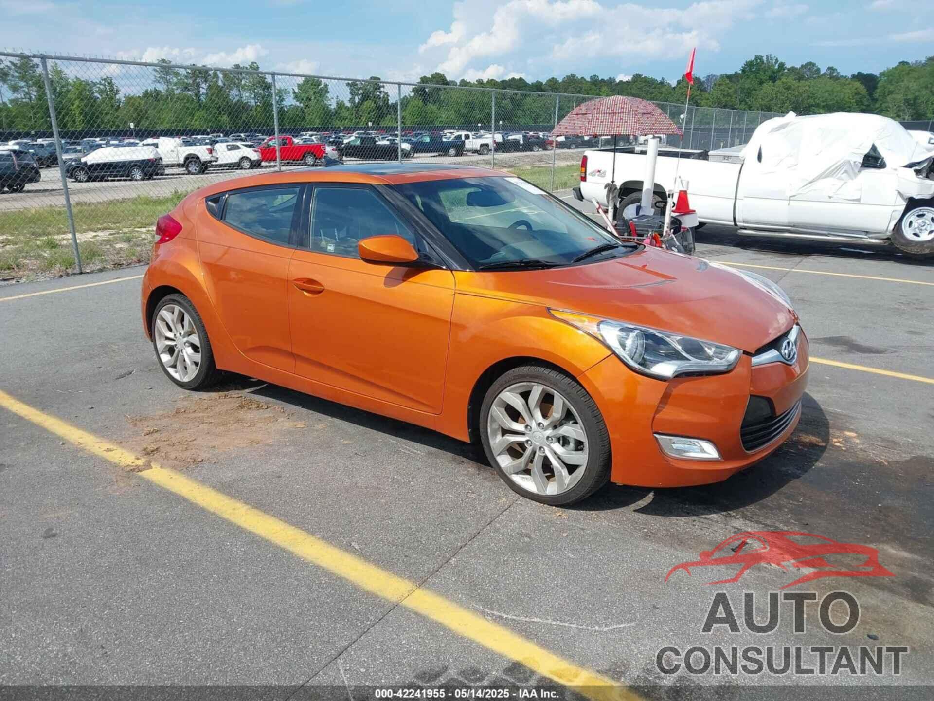 HYUNDAI VELOSTER 2013 - KMHTC6AD8DU161702