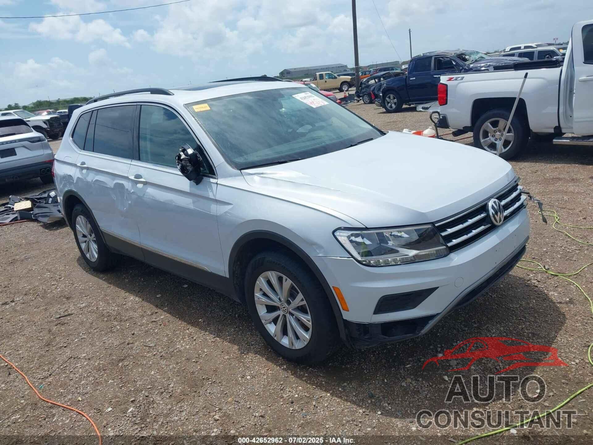 VOLKSWAGEN TIGUAN 2018 - 3VV3B7AX6JM125855