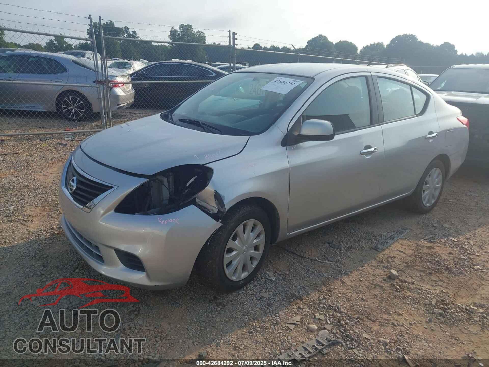 NISSAN VERSA 2012 - 3N1CN7AP1CL820844