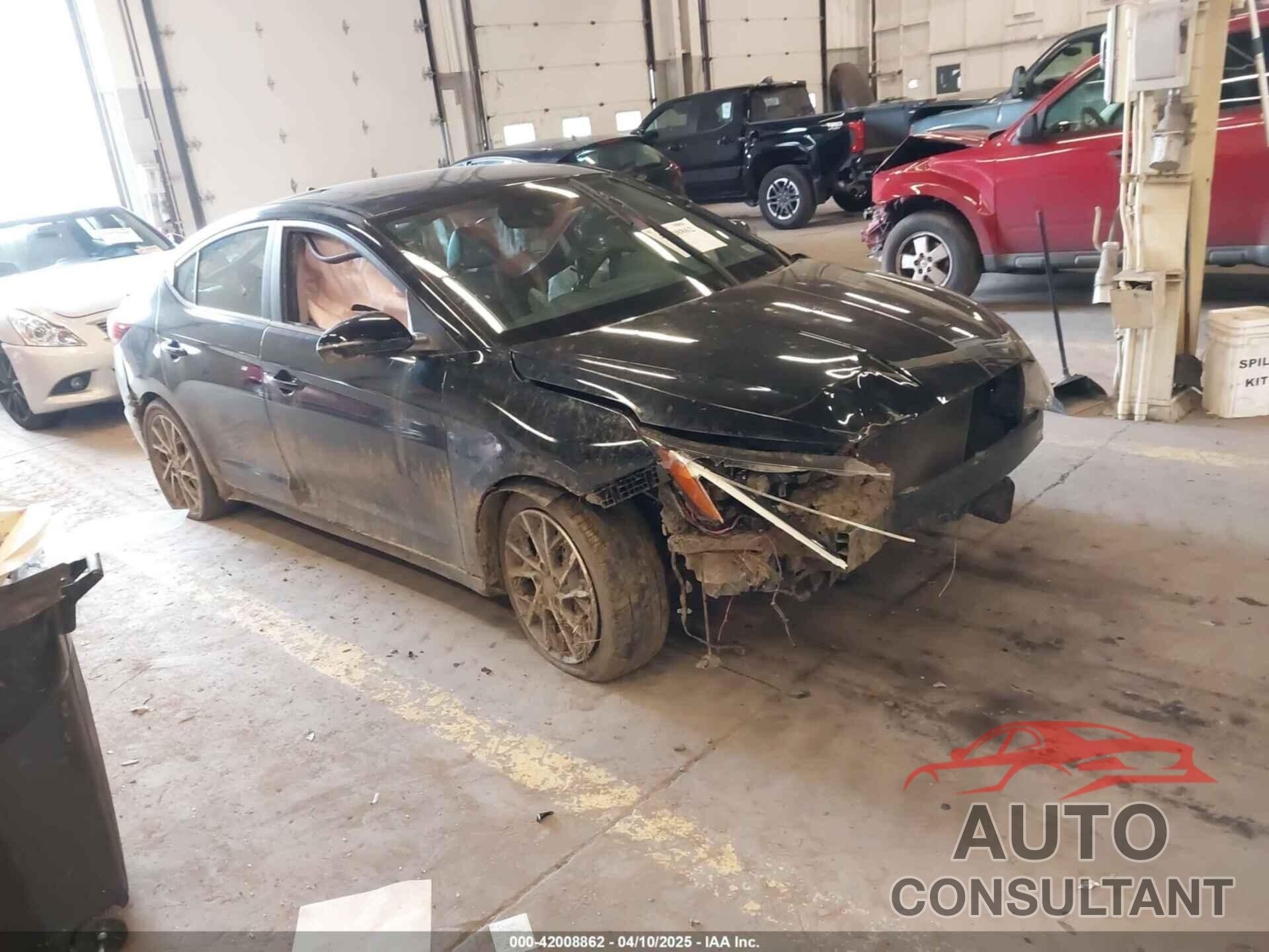 HYUNDAI ELANTRA 2020 - KMHD84LFXLU063746