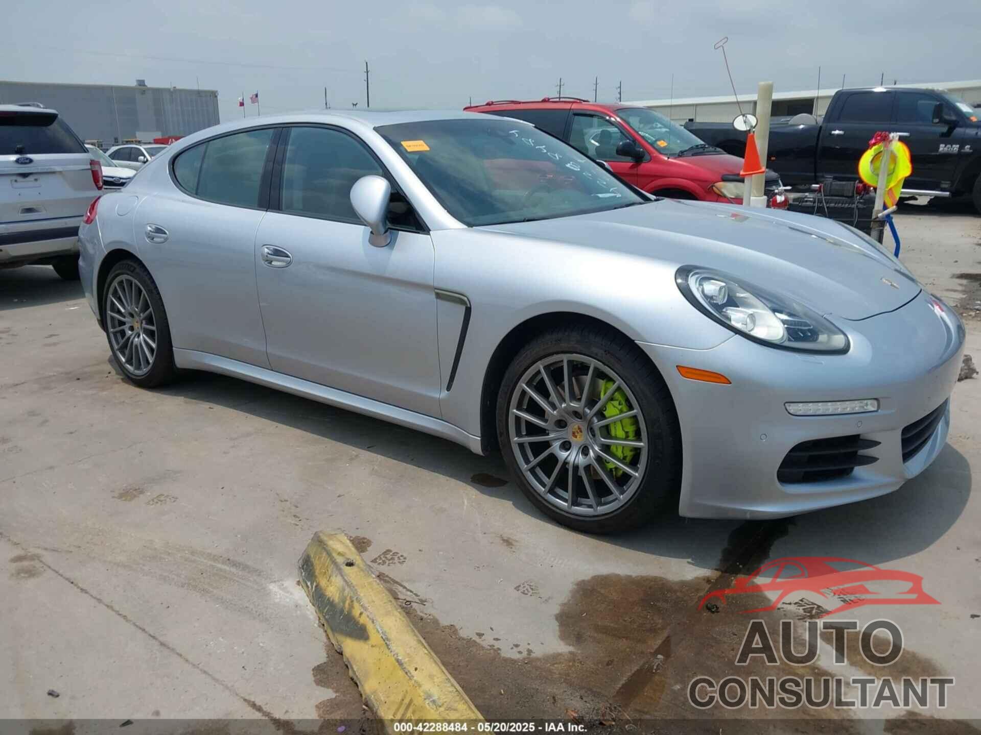 PORSCHE PANAMERA E-HYBRID 2014 - WP0AD2A78EL044673