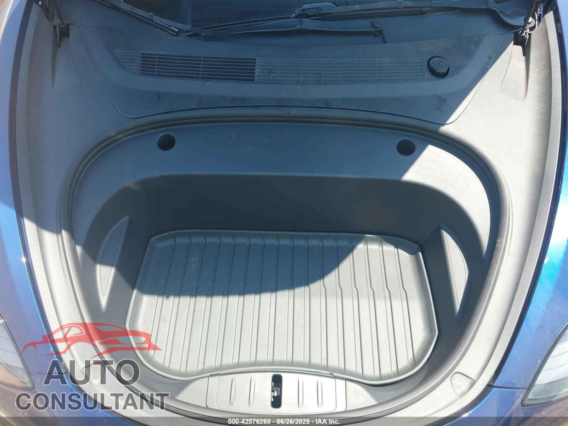 TESLA MODEL 3 2023 - 5YJ3E1EA6PF453573