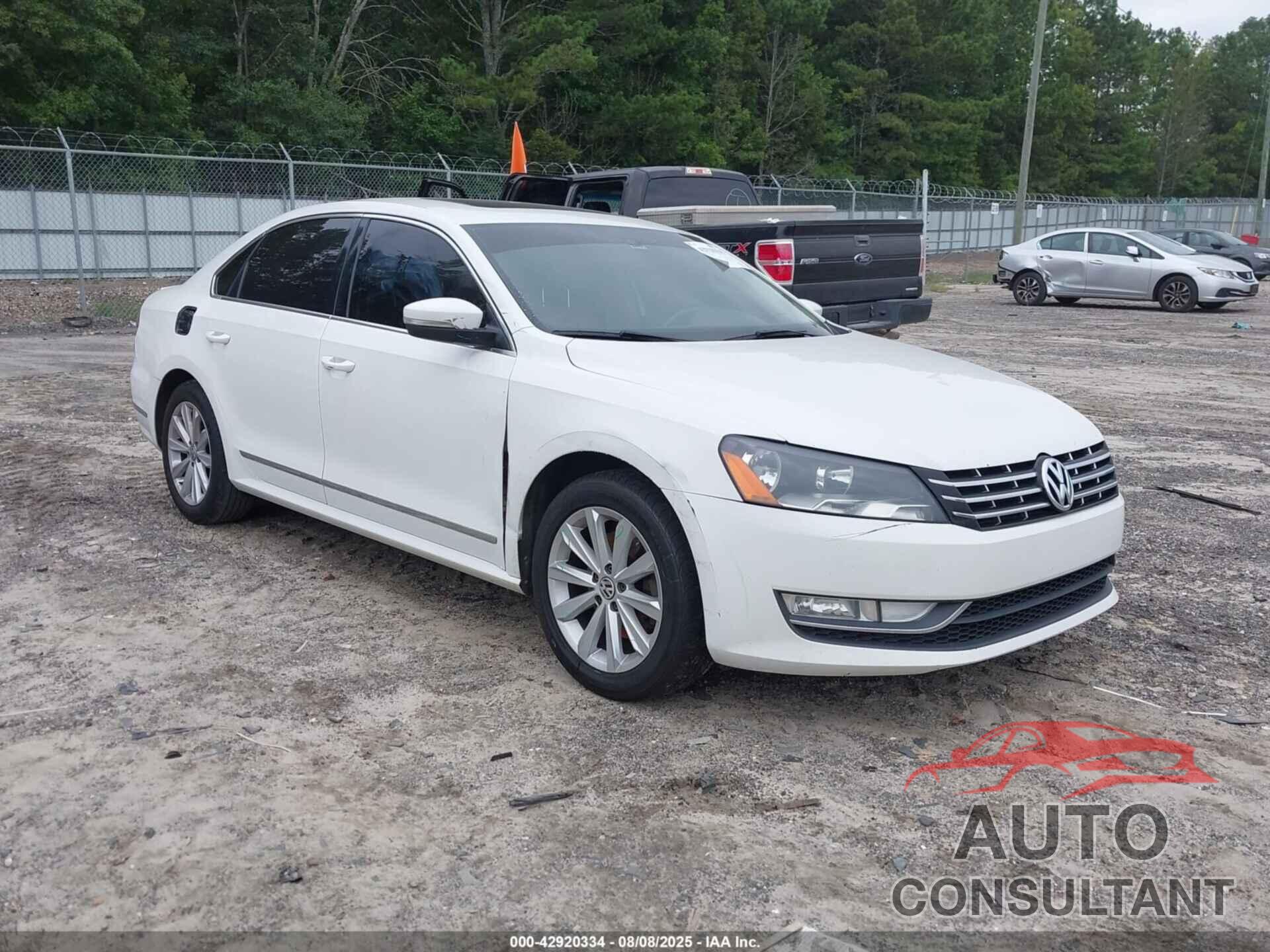 VOLKSWAGEN PASSAT 2013 - 1VWCP7A37DC070316