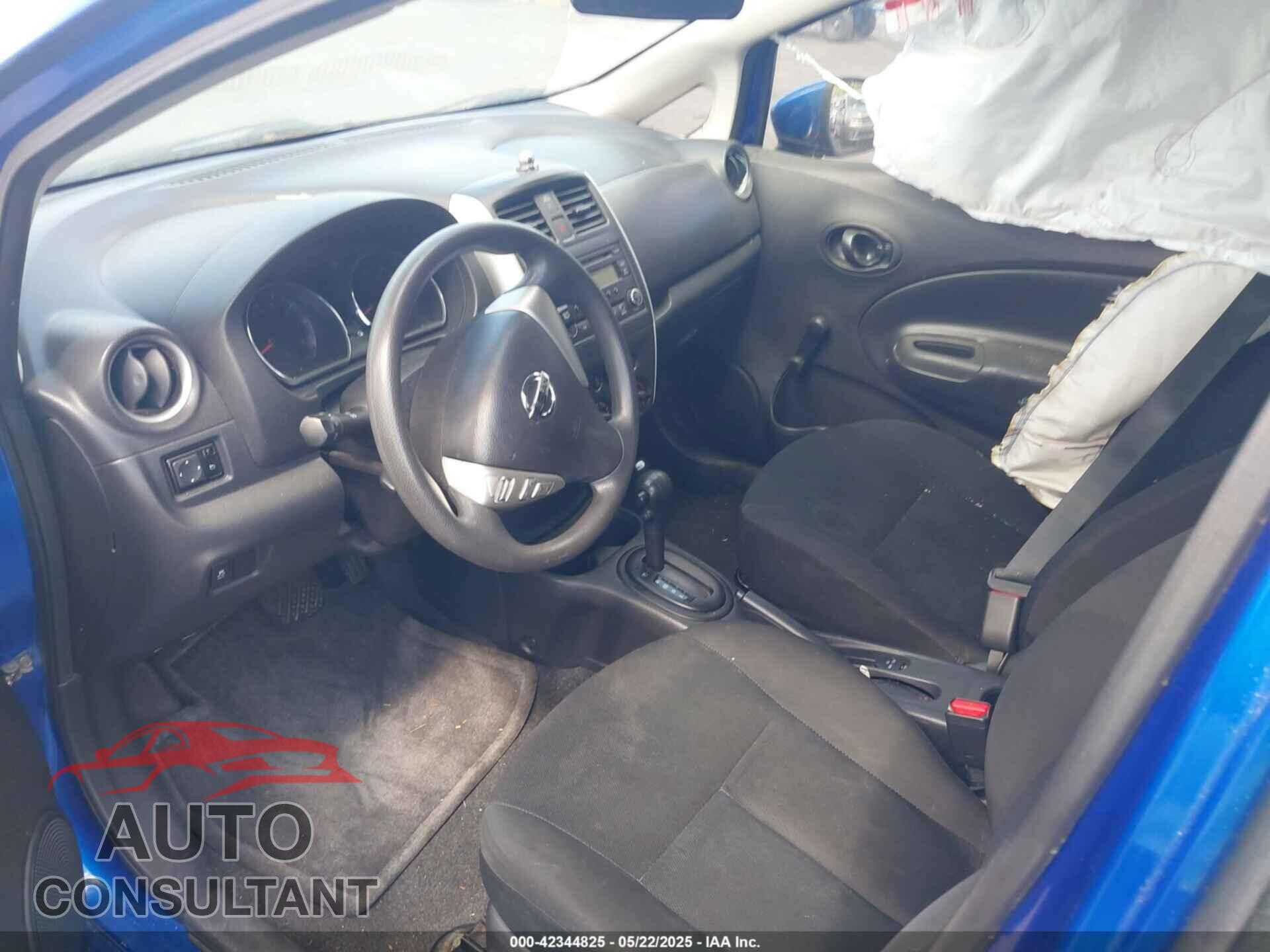 NISSAN VERSA NOTE 2015 - 3N1CE2CP2FL365975