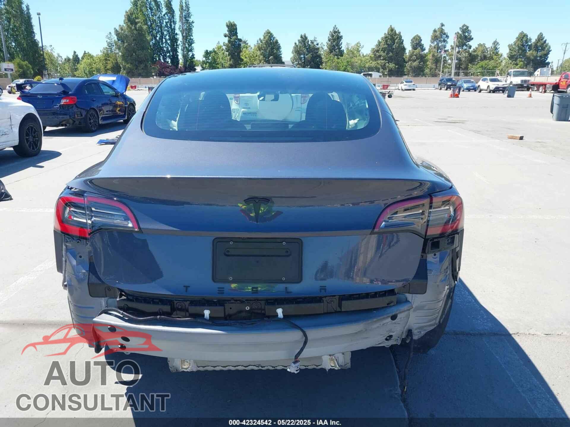 TESLA MODEL 3 2023 - 5YJ3E1EA9PF674309