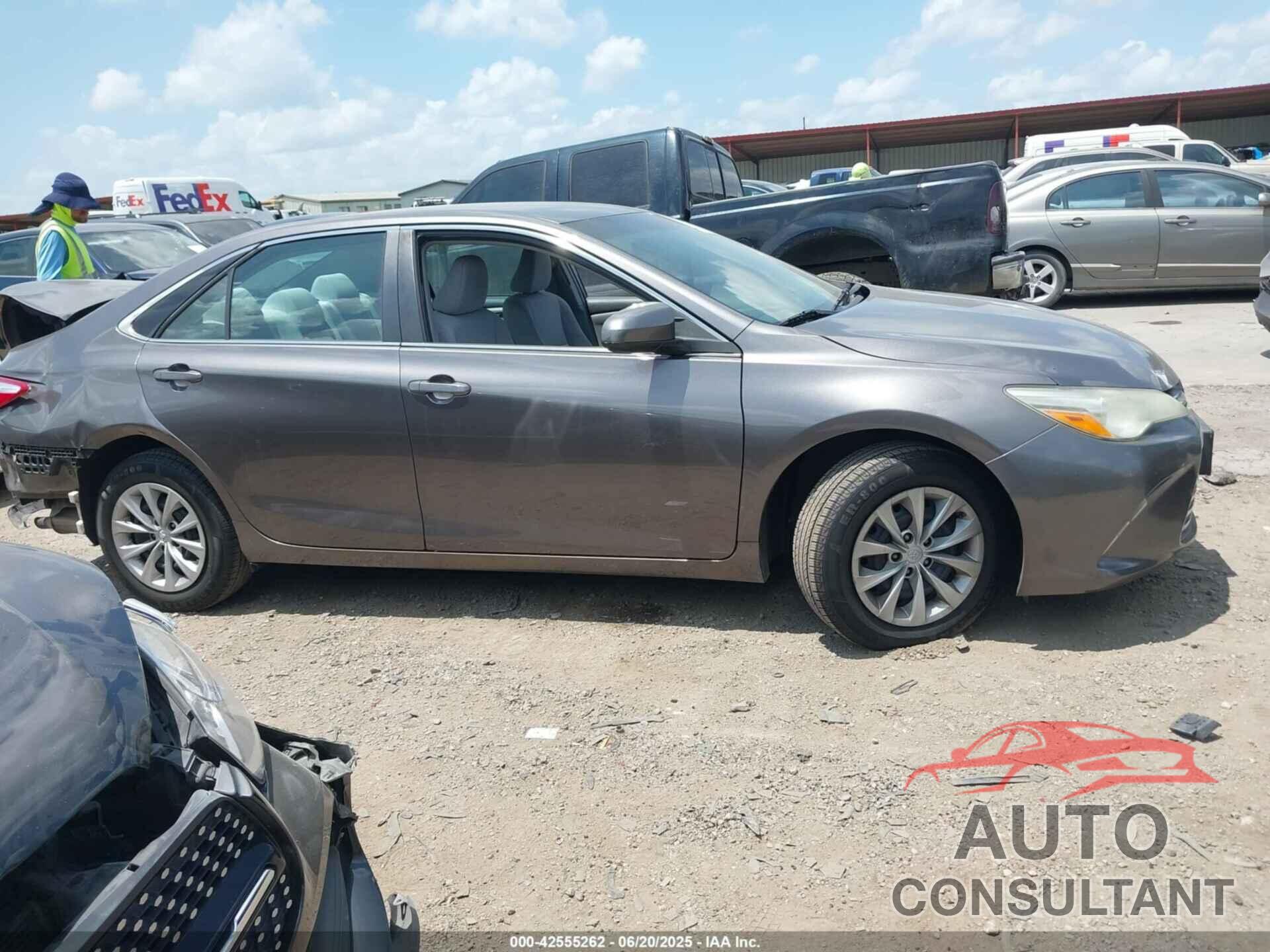 TOYOTA CAMRY 2017 - 4T1BF1FKXHU300473