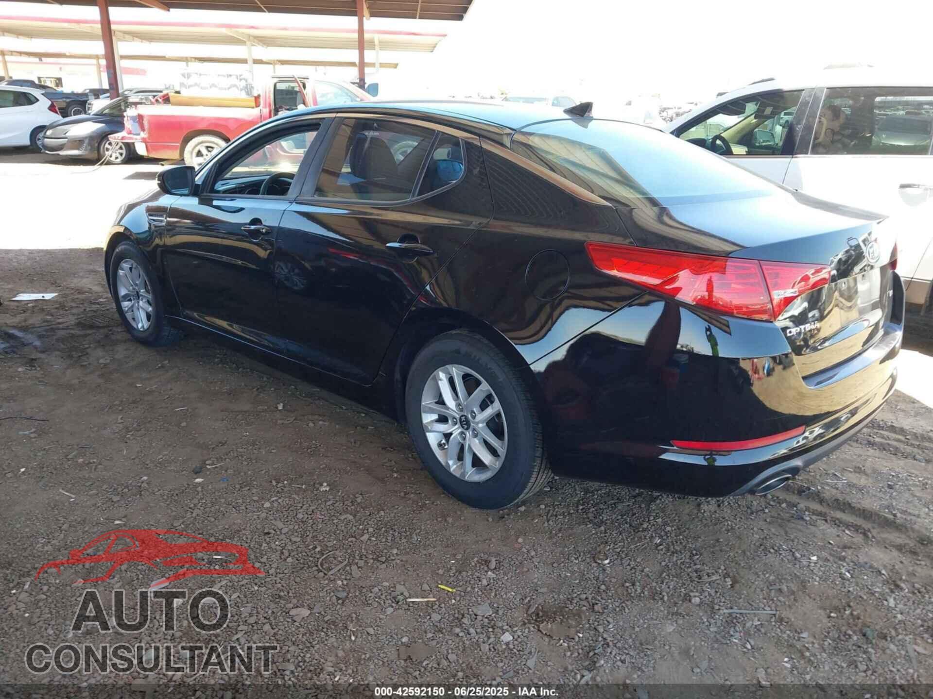 KIA OPTIMA 2011 - KNAGM4A77B5145304