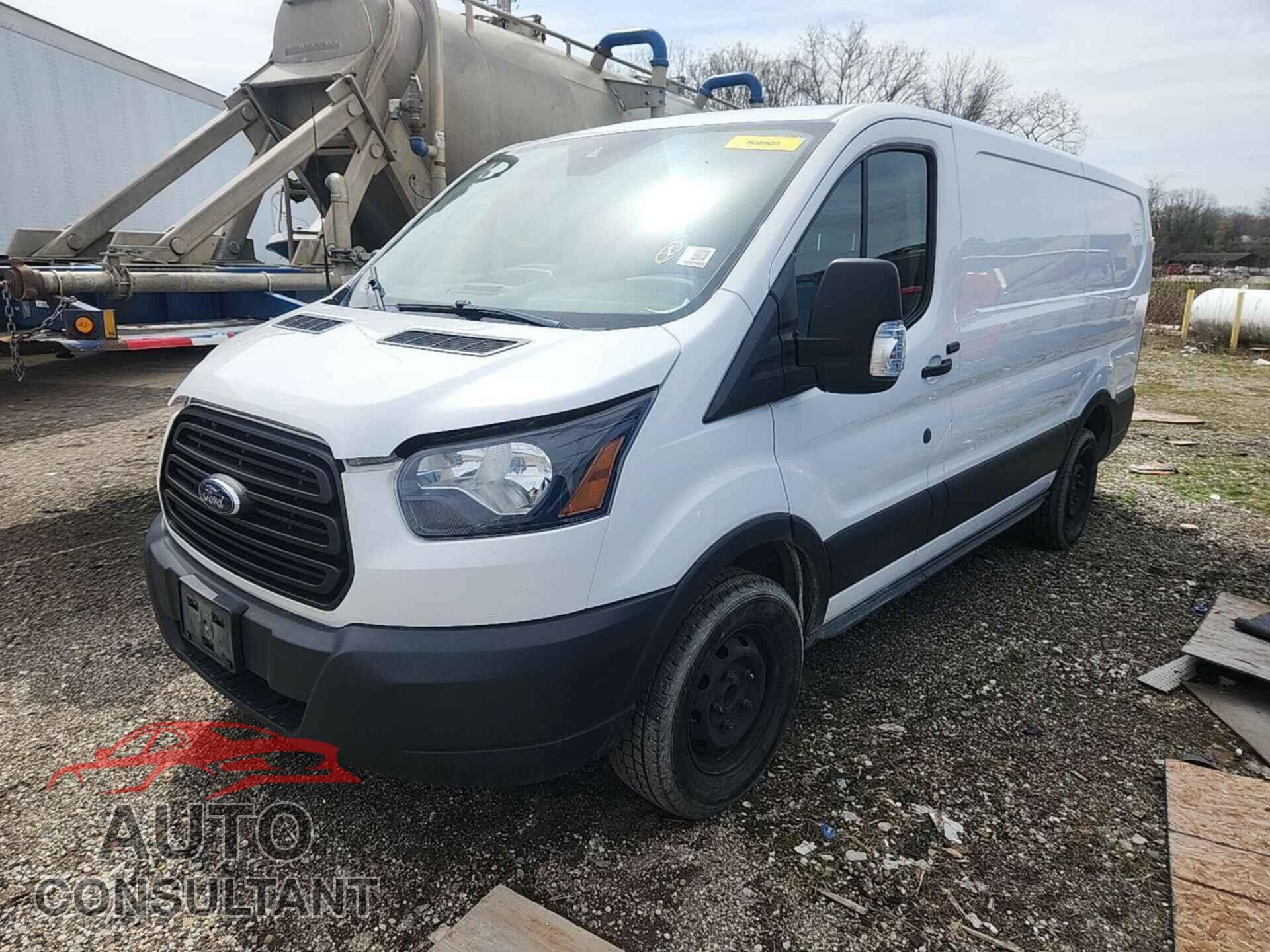 FORD TRANSIT 2019 - 1FTYR1YMXKKA95132