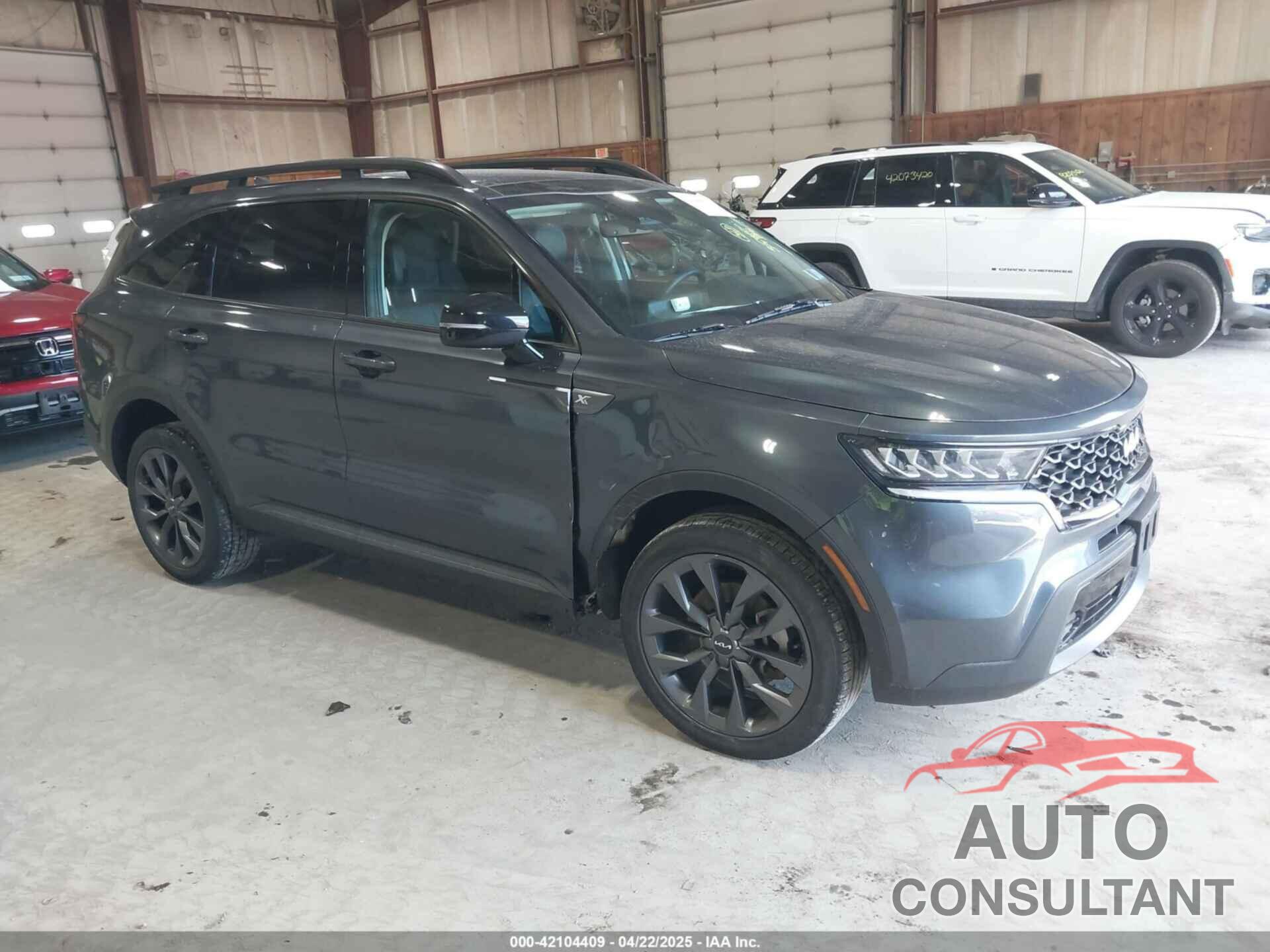 KIA SORENTO 2023 - 5XYRHDLF2PG209333