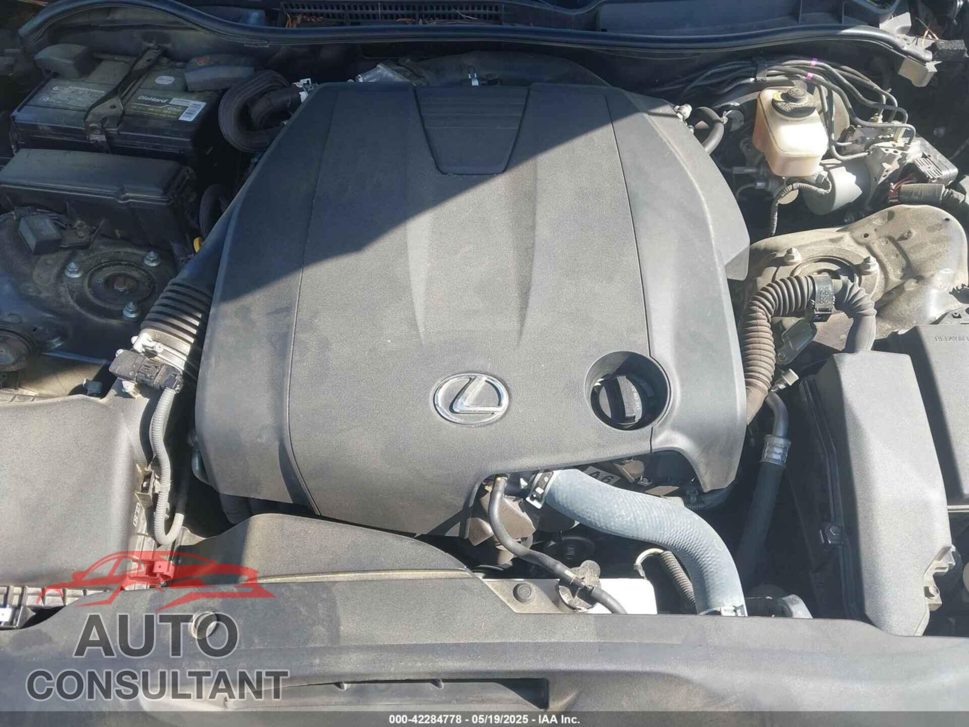 LEXUS IS 2015 - JTHBF1D26F5053899