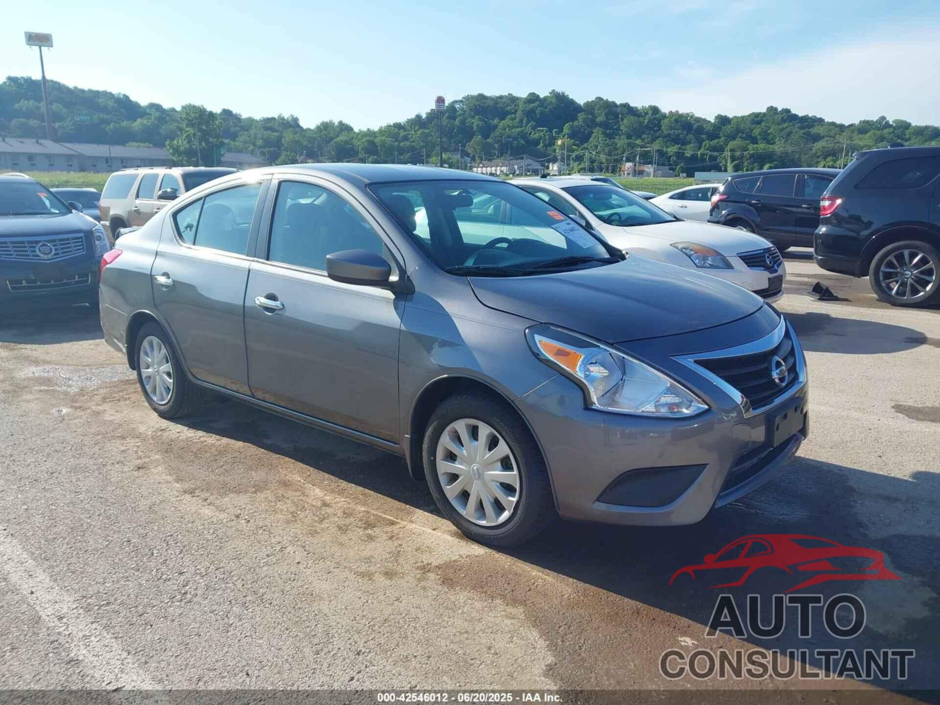 NISSAN VERSA 2017 - 3N1CN7APXHL903325