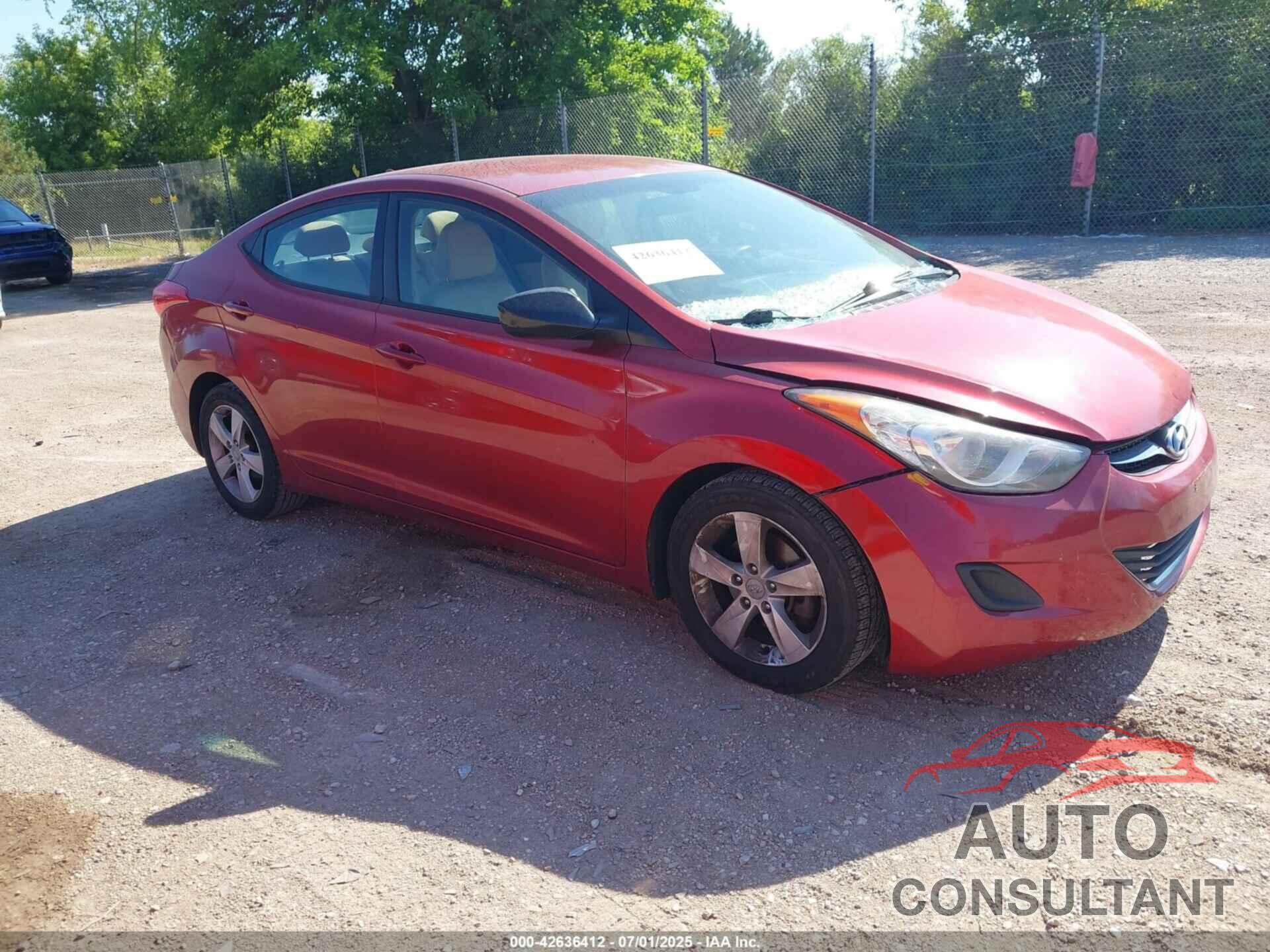 HYUNDAI ELANTRA 2013 - 5NPDH4AE5DH333945