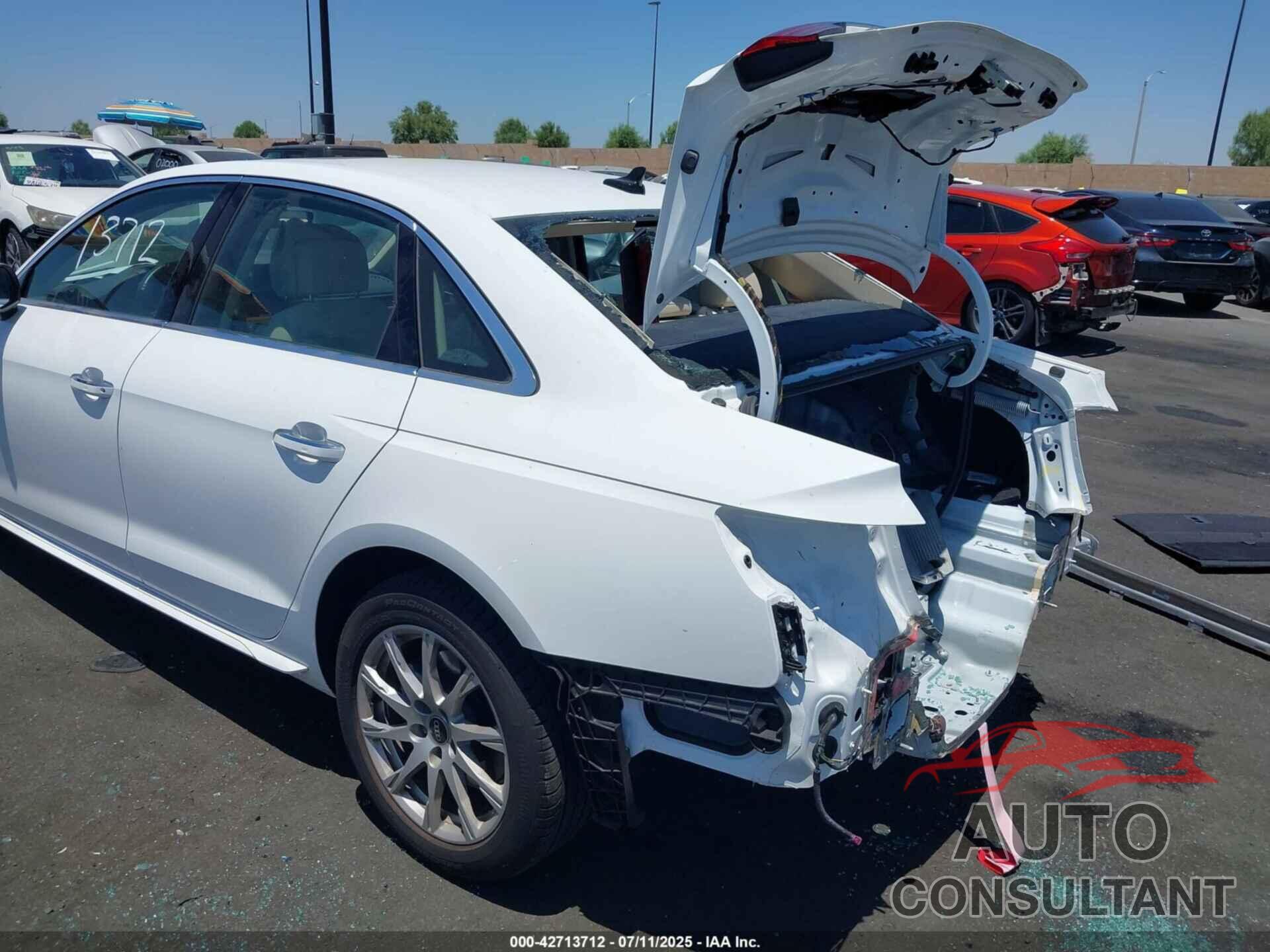 AUDI A4 2022 - WAUABAF44NN000833