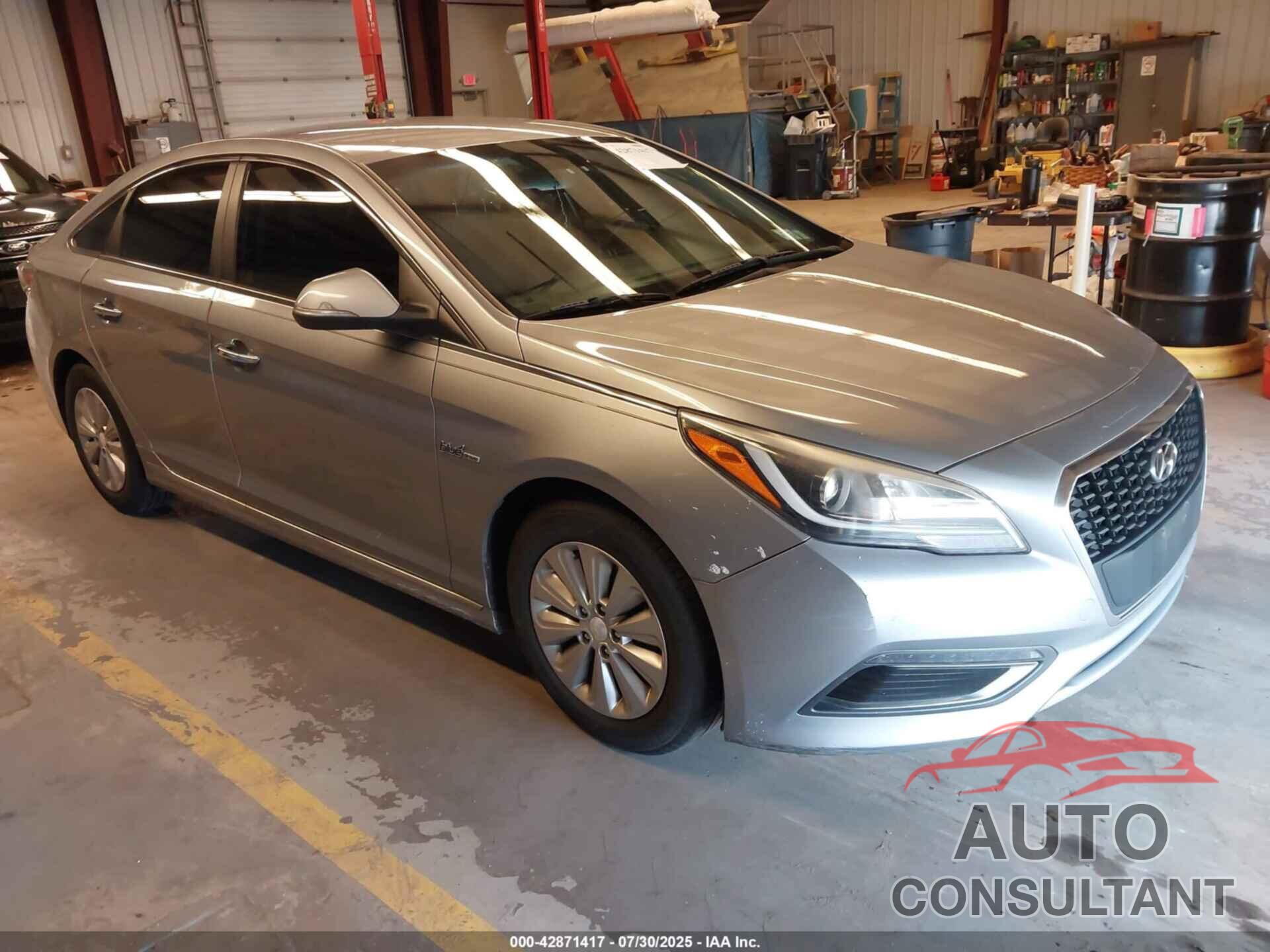 HYUNDAI SONATA HYBRID 2016 - KMHE24L18GA011260