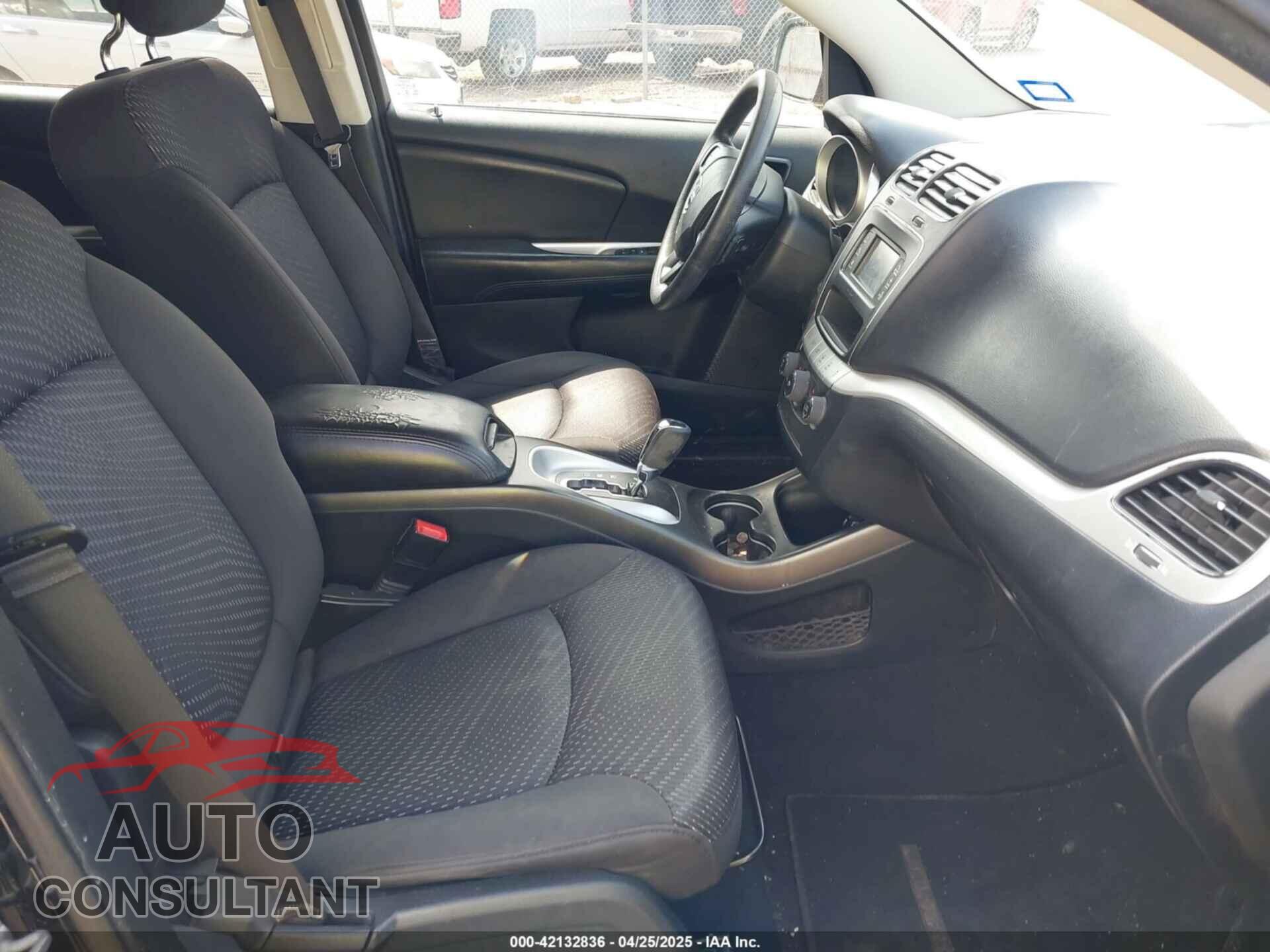 DODGE JOURNEY 2017 - 3C4PDCBG0HT571680