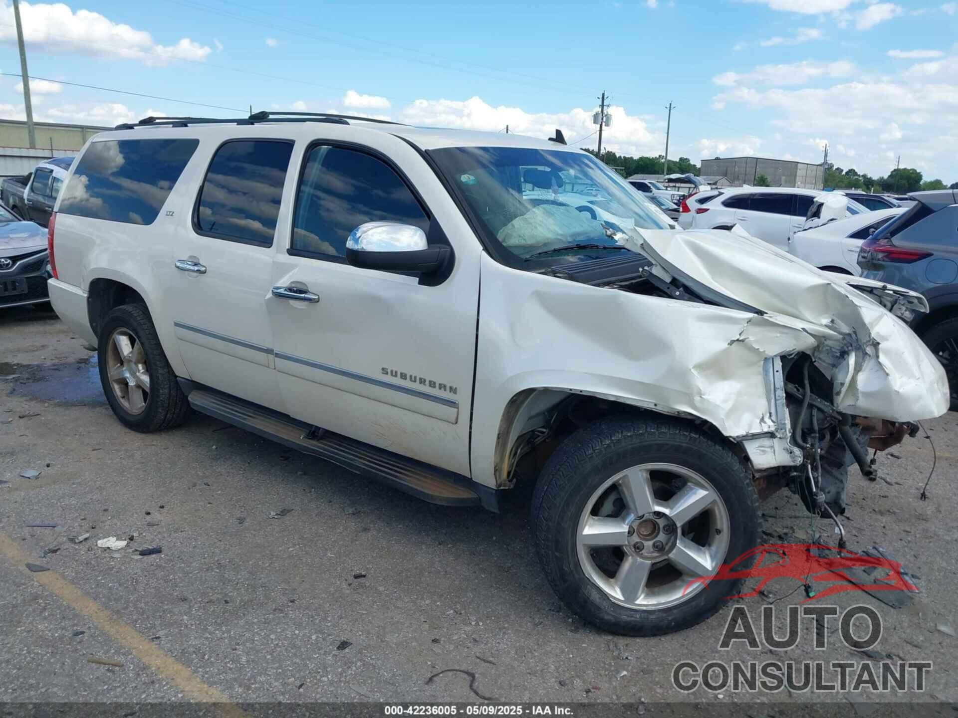 CHEVROLET SUBURBAN 1500 2014 - 1GNSCKE08ER150520