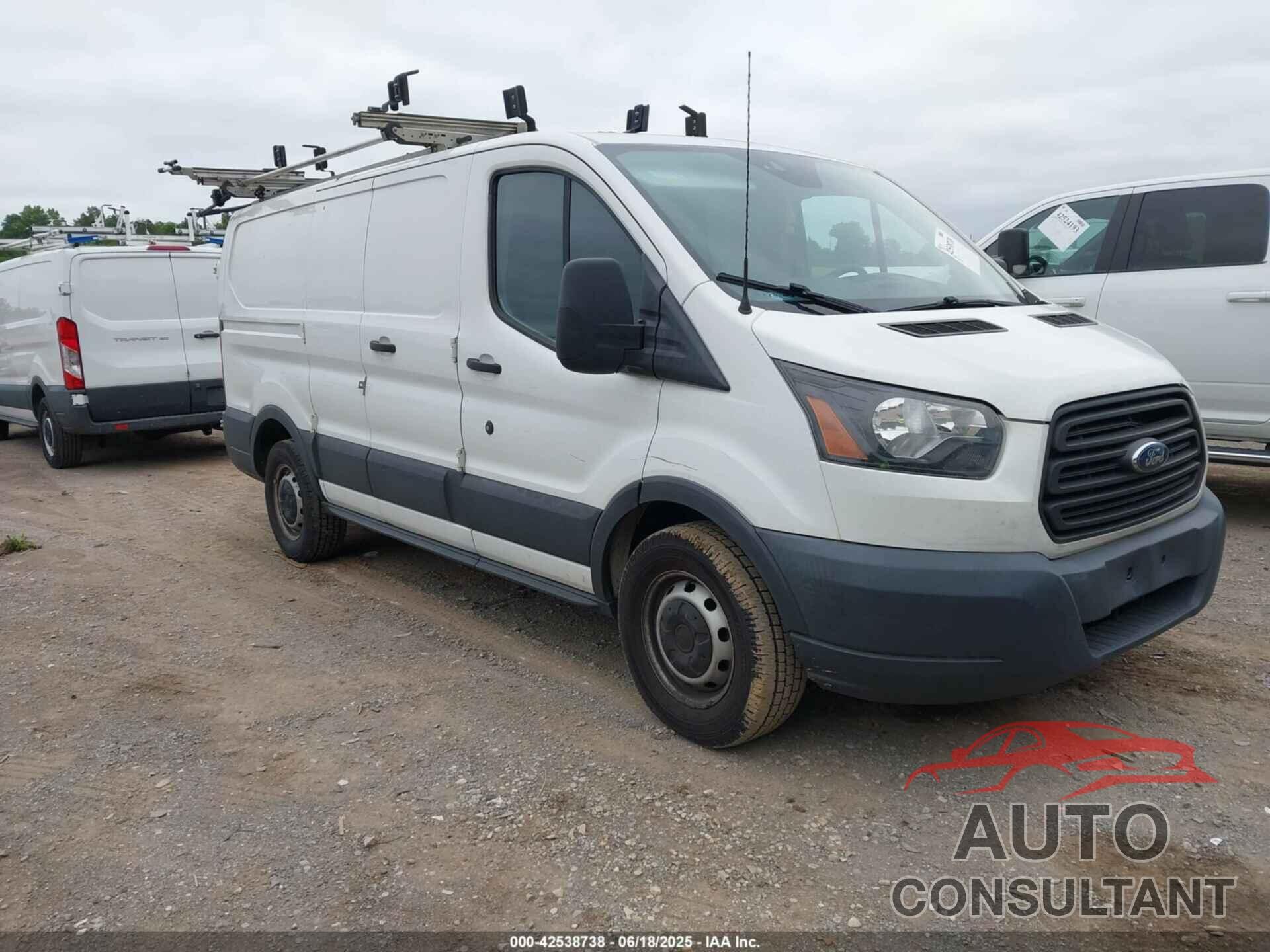 FORD TRANSIT-150 2018 - 1FTYE1ZM9JKA11195