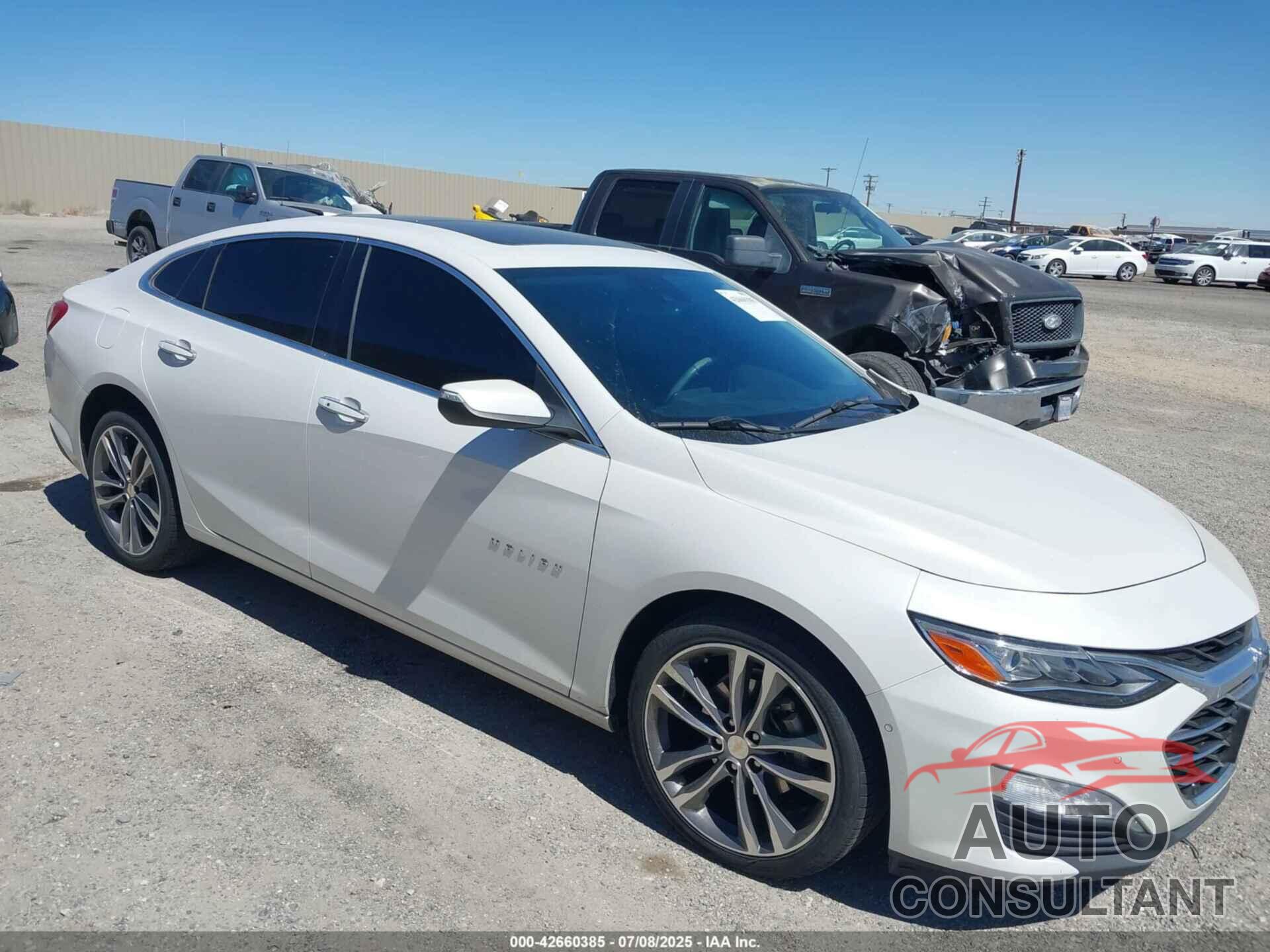CHEVROLET MALIBU 2019 - 1G1ZE5SX0KF187586